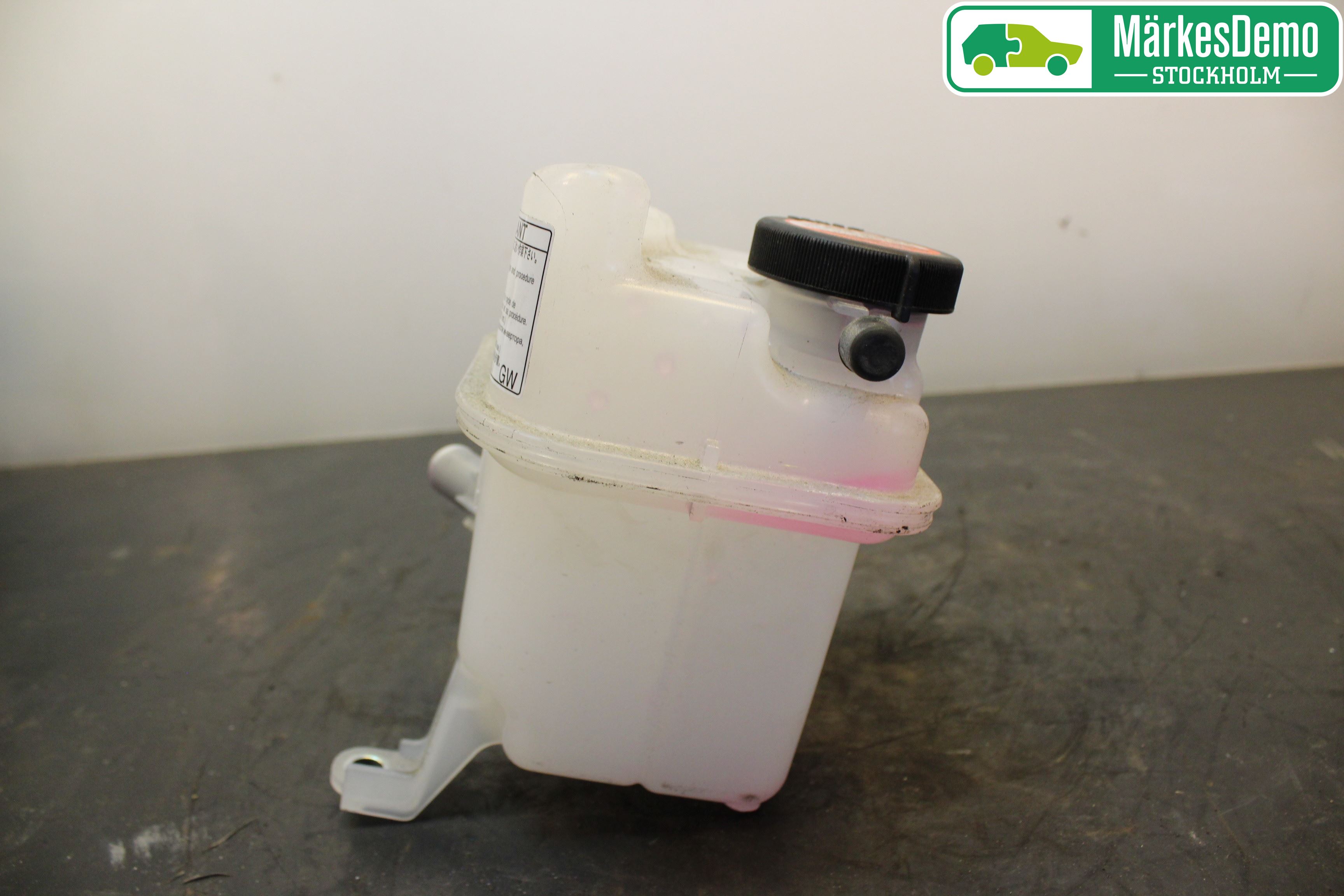 Toyota AURIS 13-19 Expansionstank