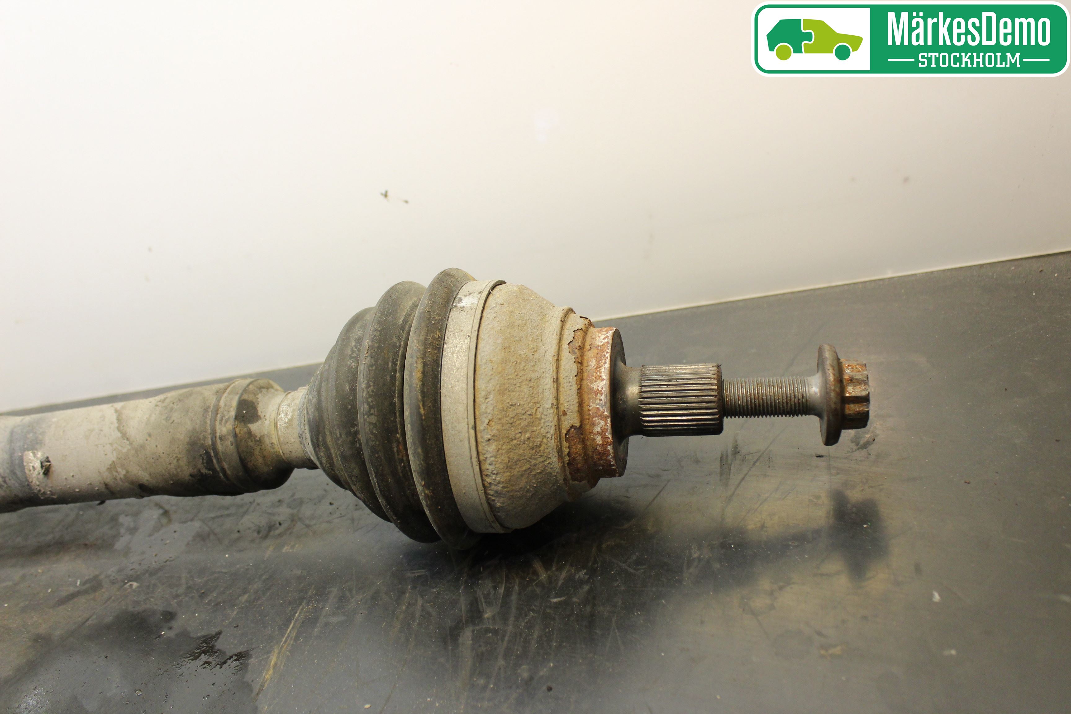 Skoda OCTAVIA (1Z) 05-13 Drivaxel Fram Höger