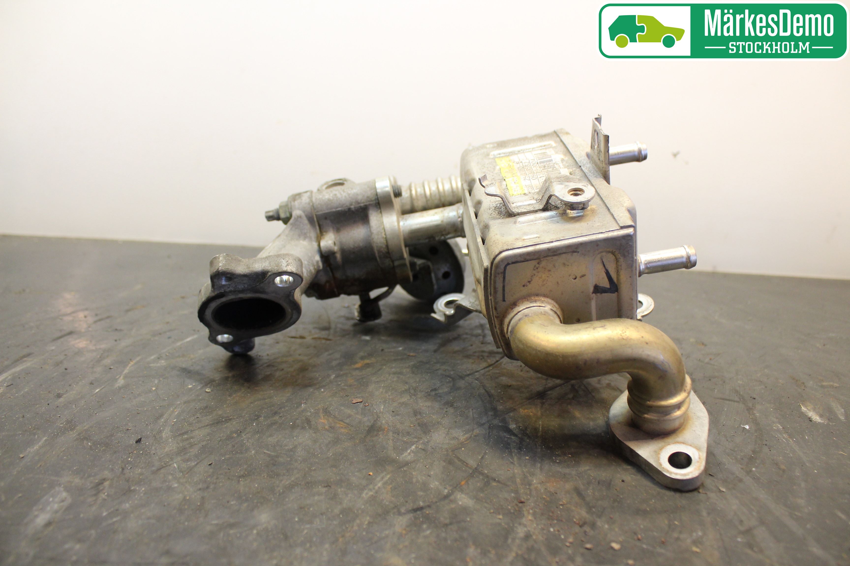 Toyota AURIS 10-12 Avgaskylare