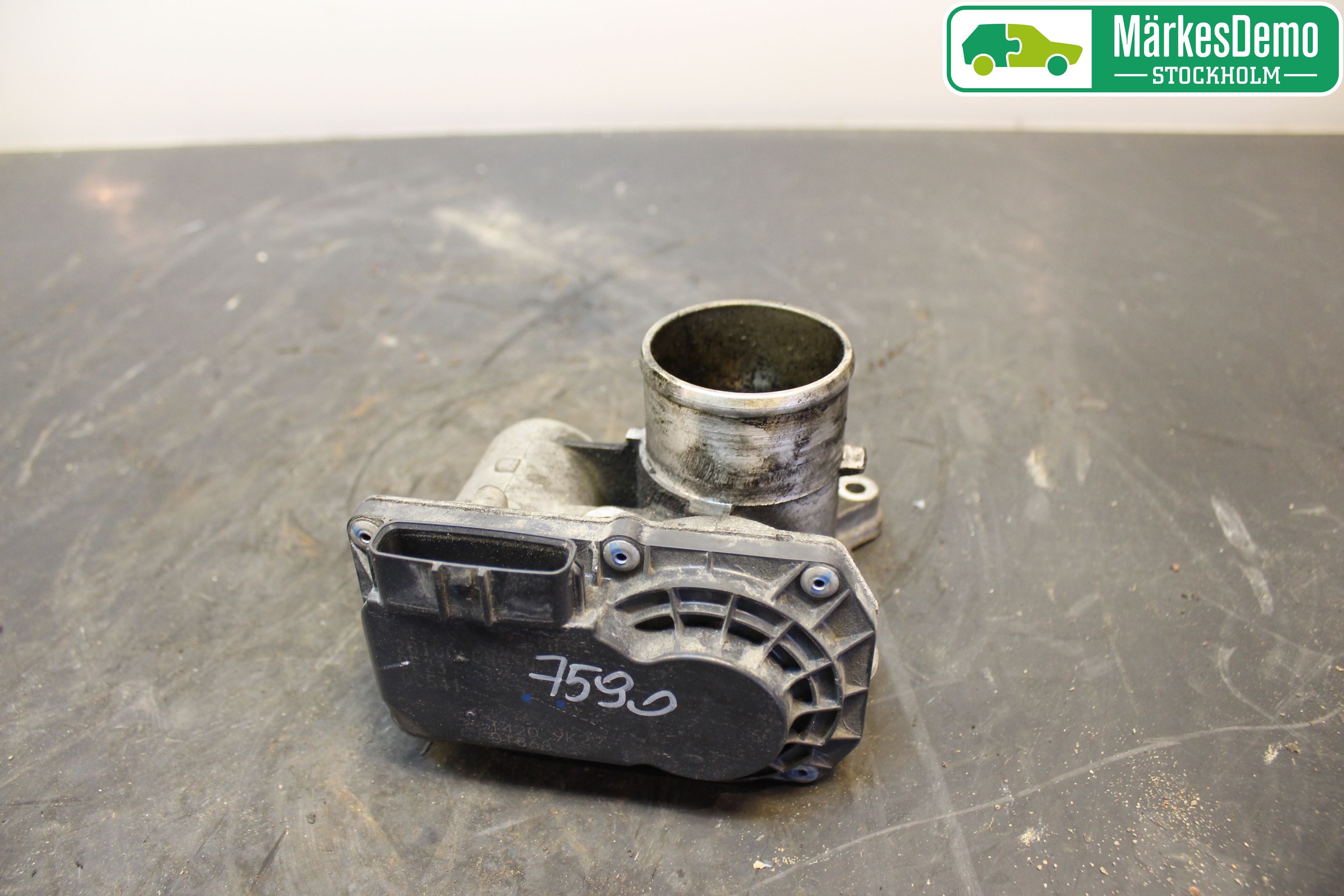 Toyota AURIS 10-12 Injspjällhus