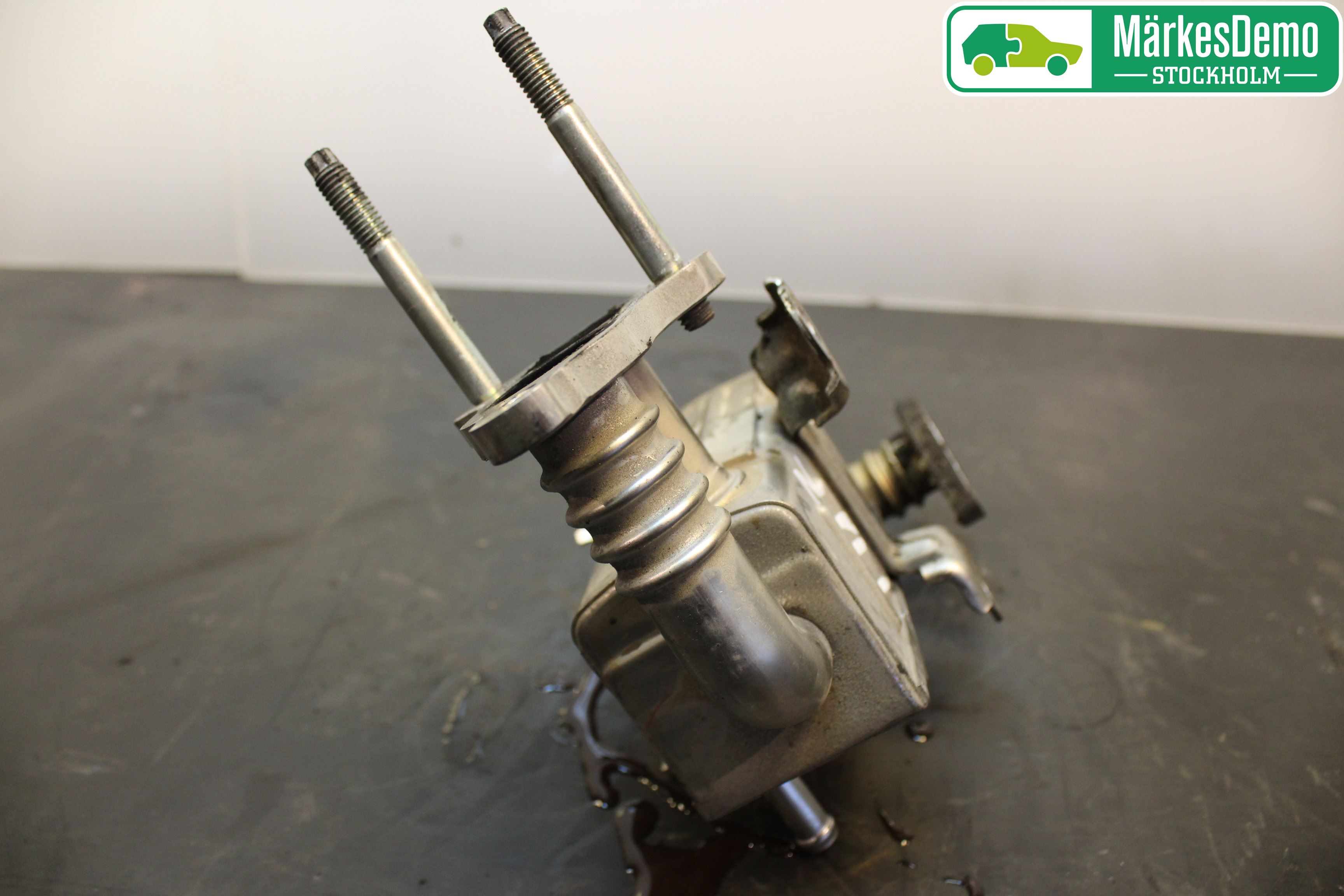 Toyota URBAN CRUISER Avgaskylare