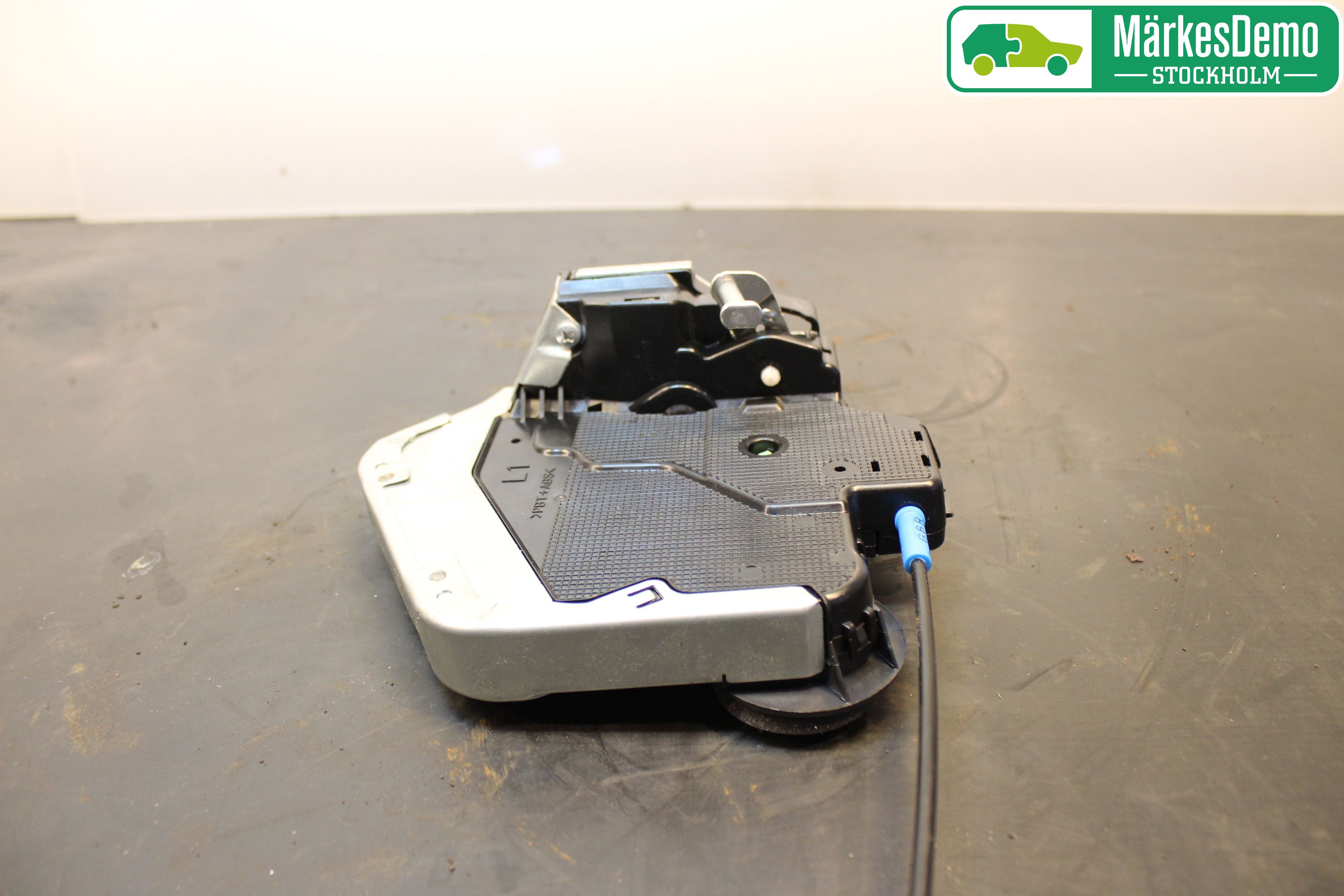 Lexus NX 300h 15-21 Låskista-Dörrlås