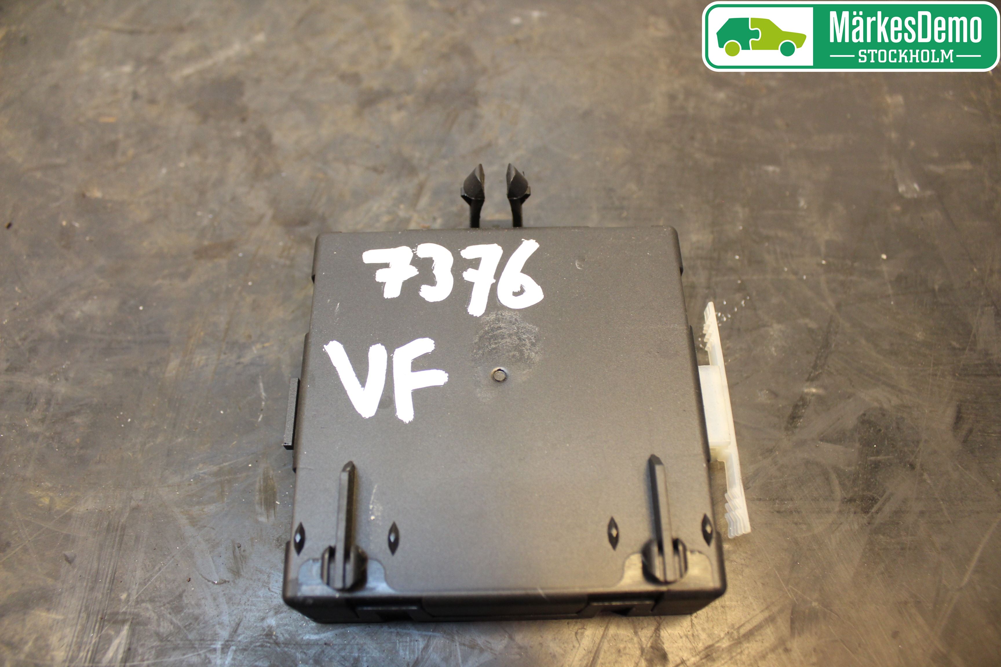 Mercedes-Benz MB E-KLASS (W212) 09-16 Styrenhet Dörr