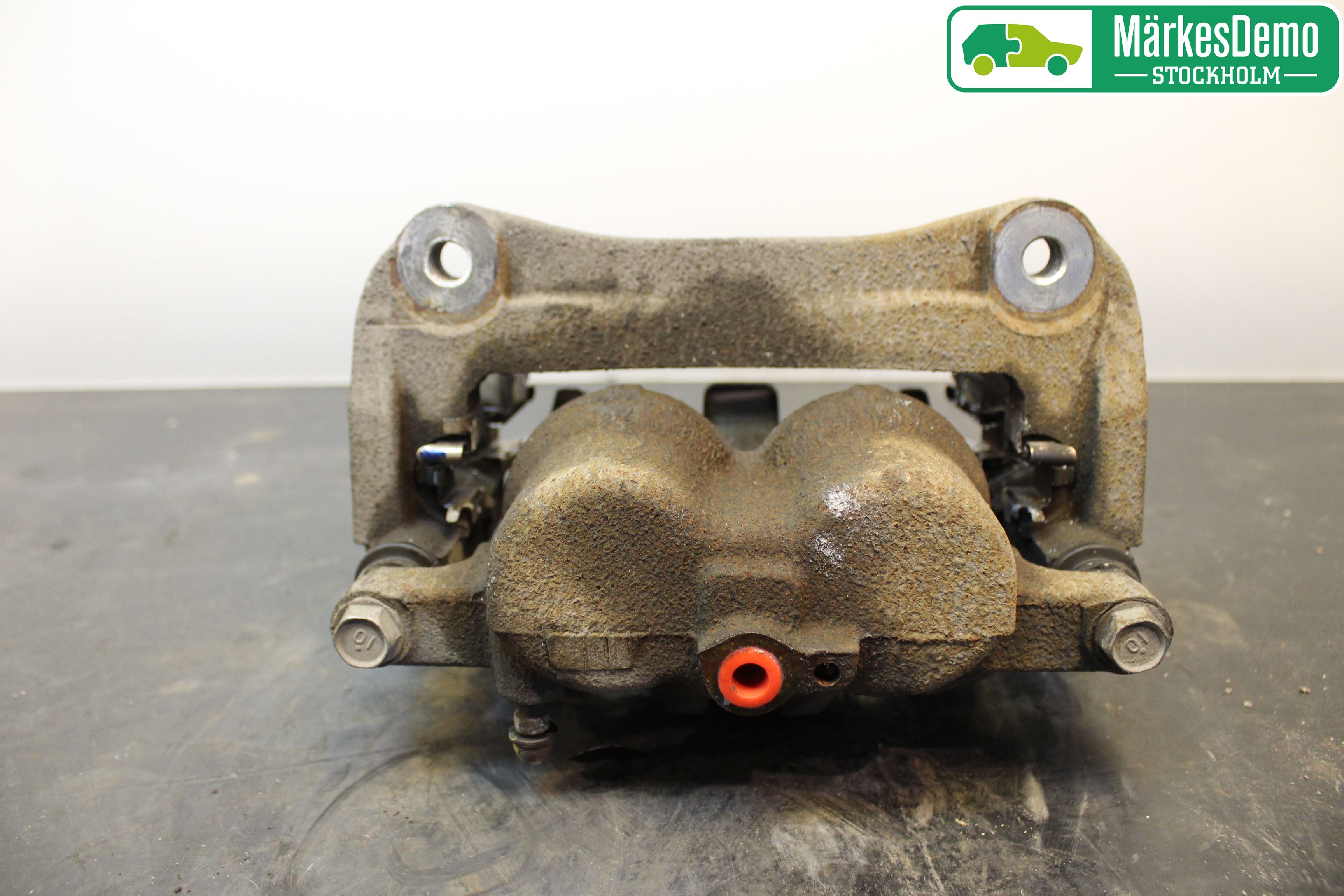 Lexus NX 300h 15-21 Bromsok Fram Höger