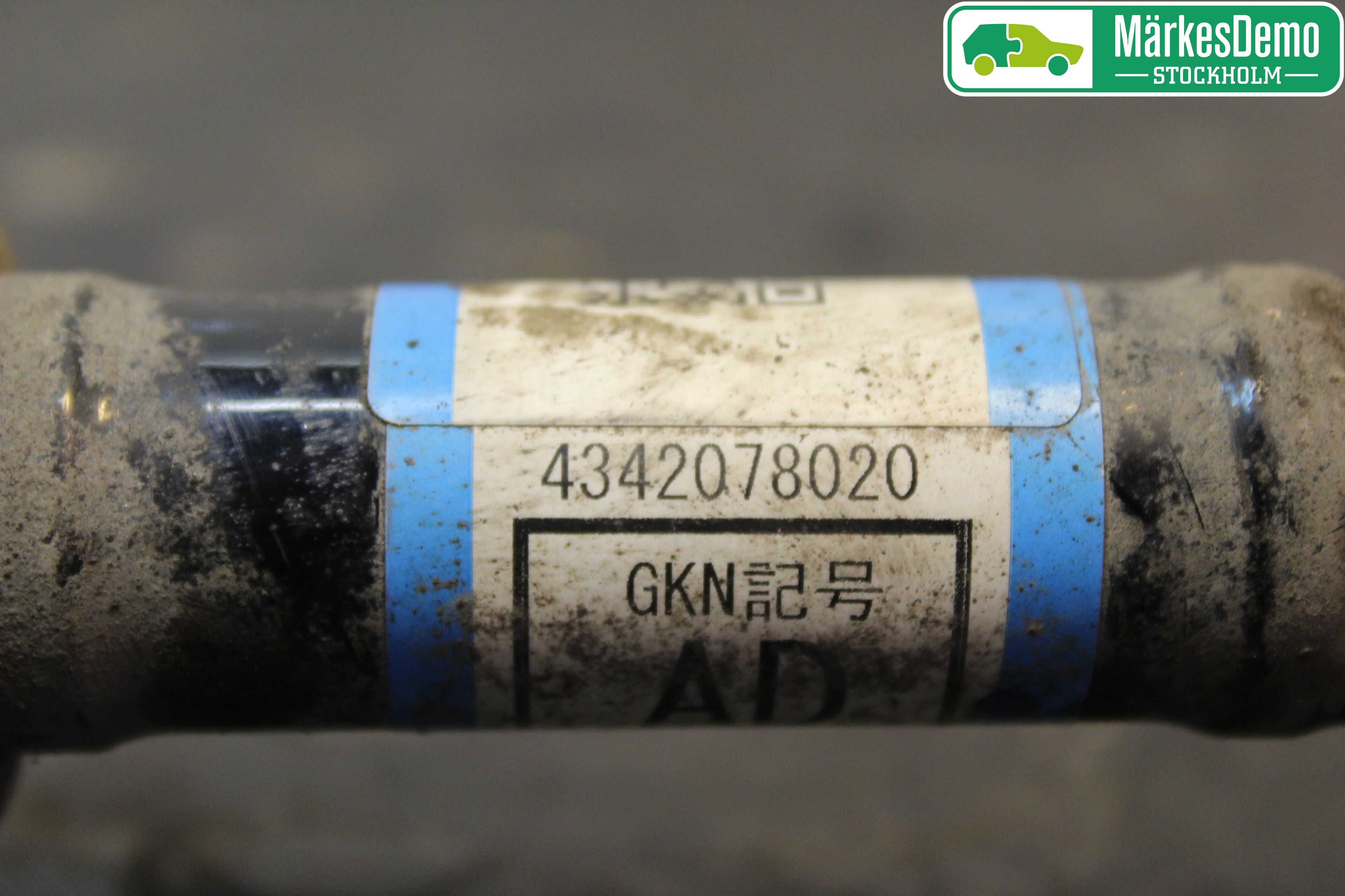 Lexus NX 300h 15-21 Drivaxel Fram Vänster