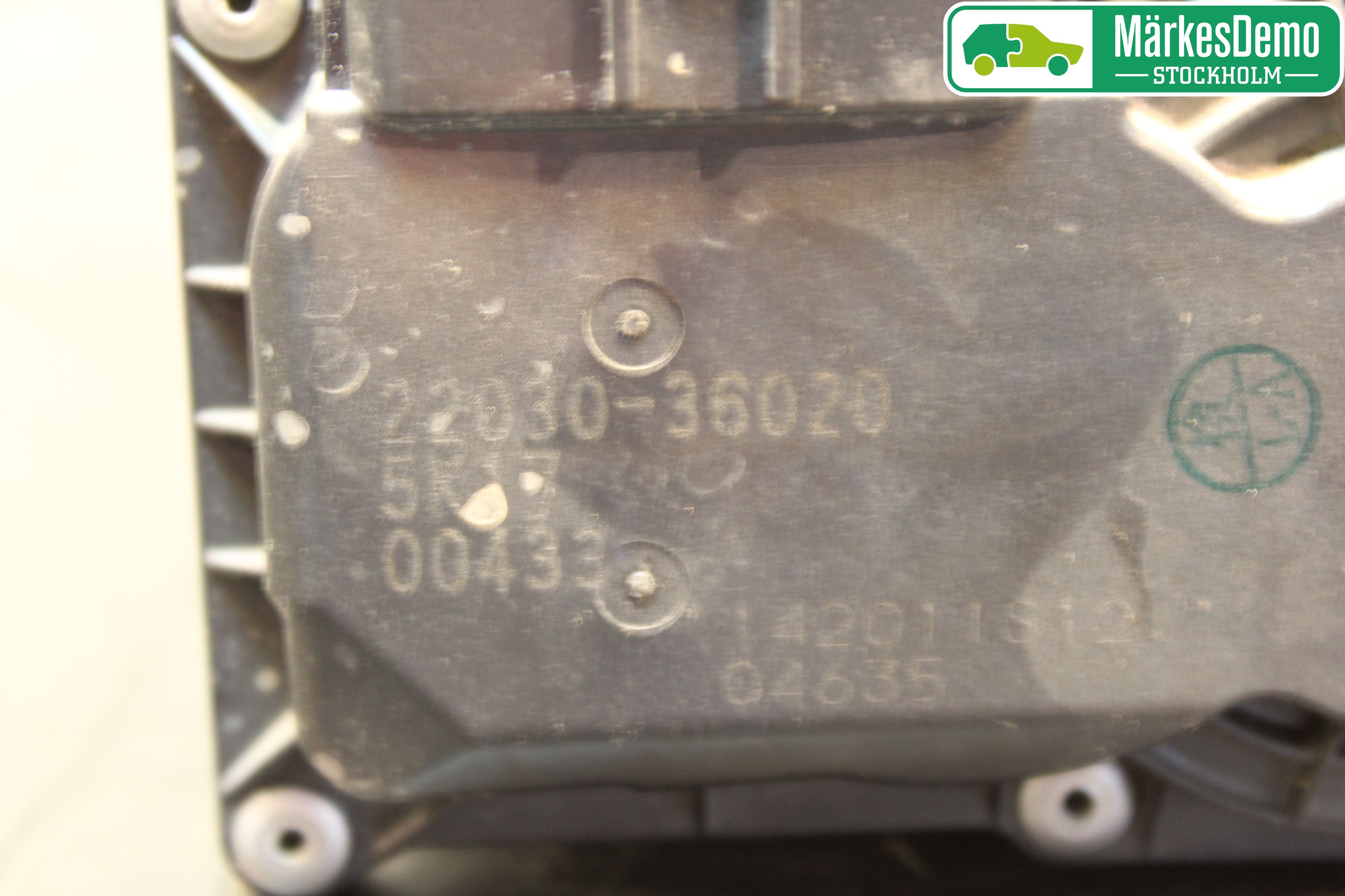 Lexus NX 300h 15-21 Injspjällhus