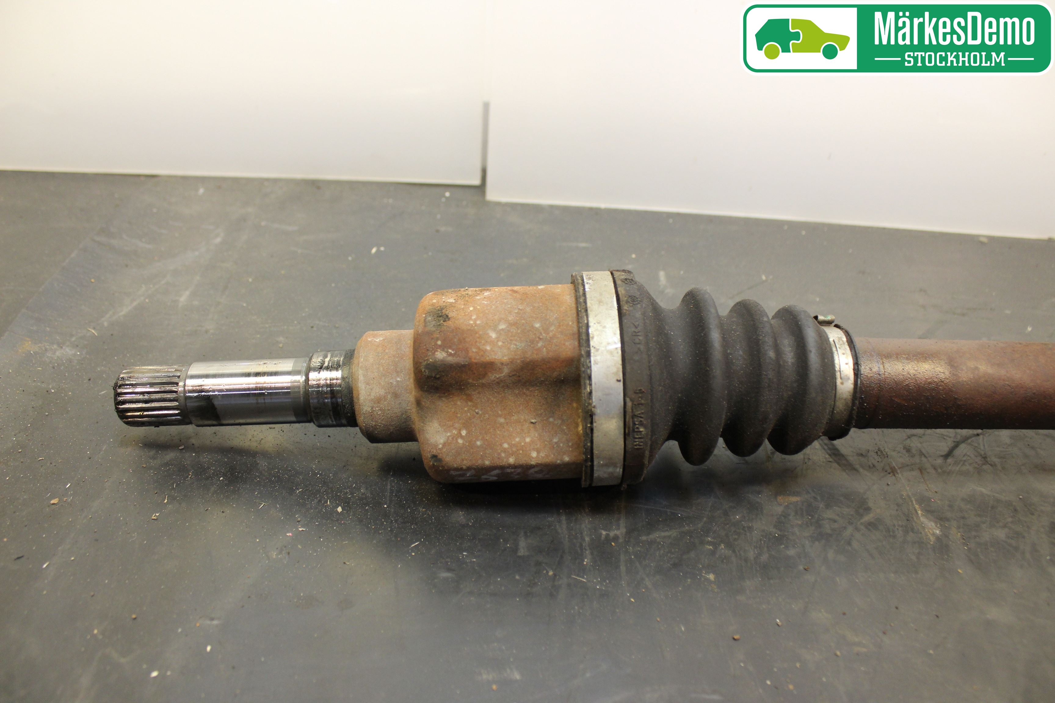 Peugeot 207 Drivaxel Fram Höger