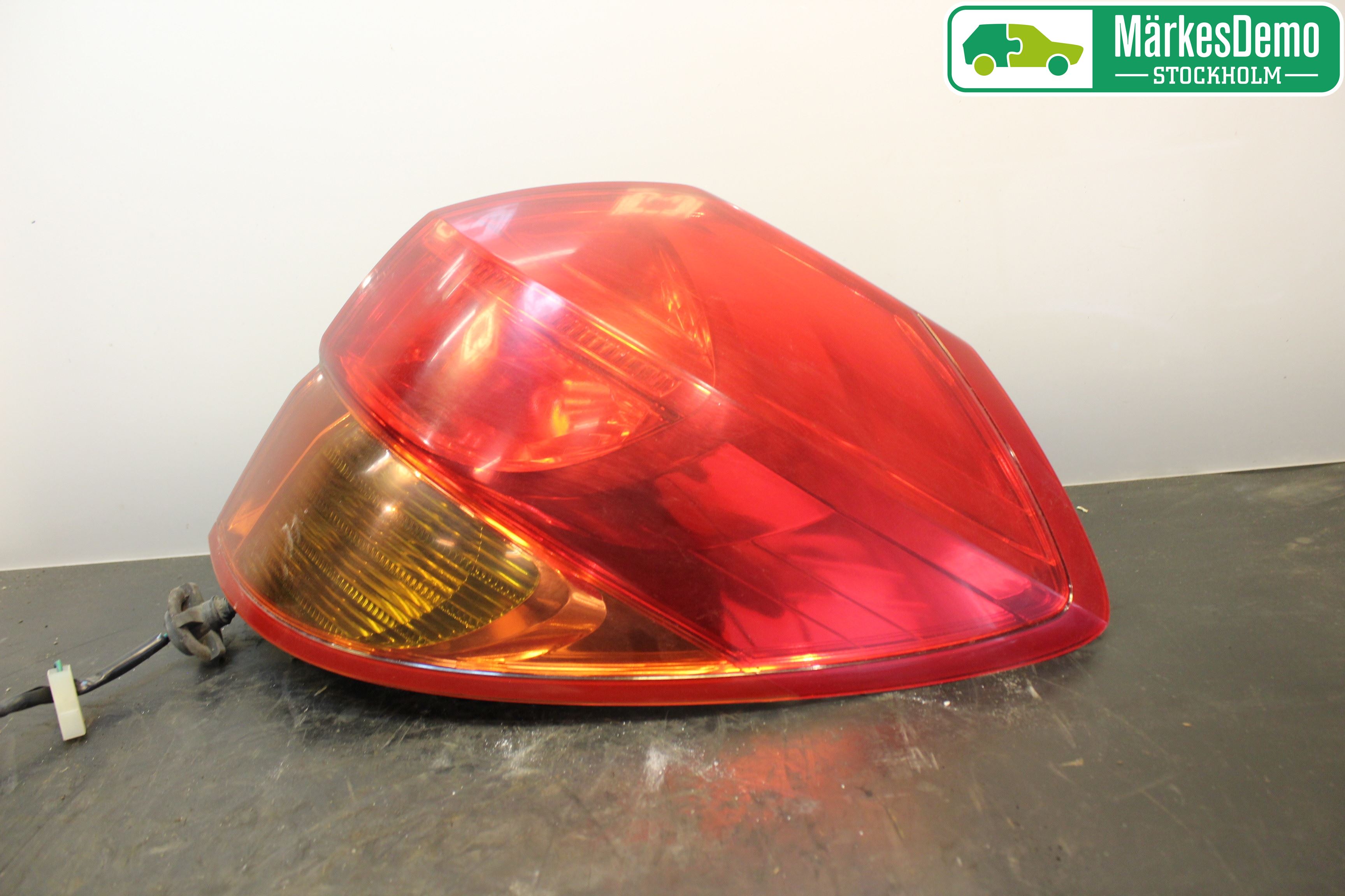 Subaru LEGACY    04-06 Bakljus Höger