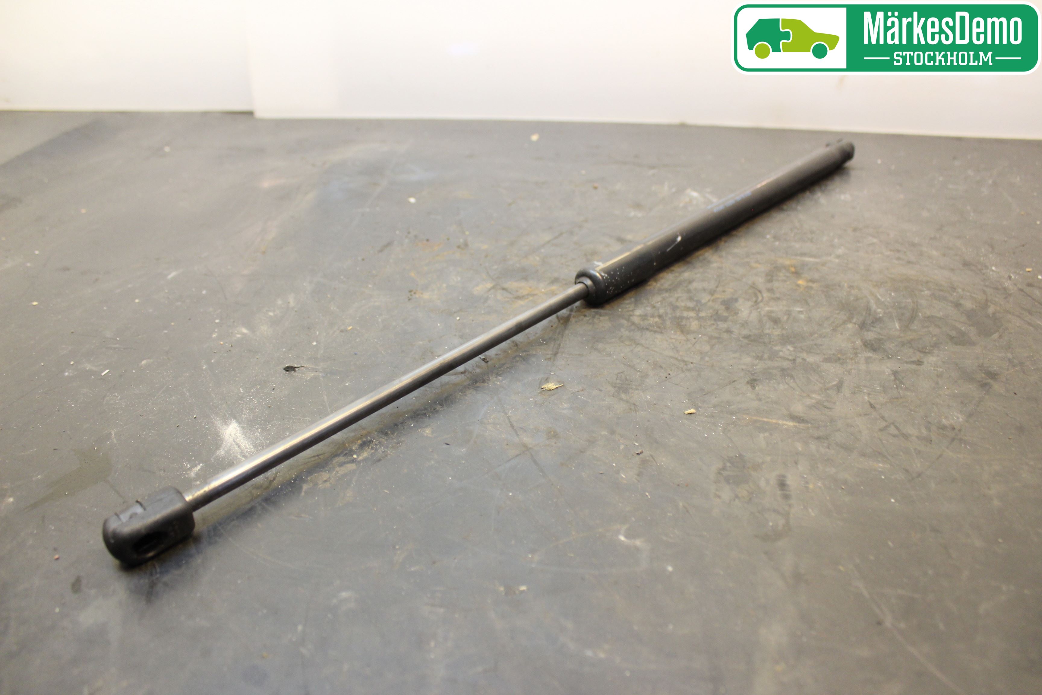 Volkswagen VW POLO 10-17 Gasfjäder Baklucka