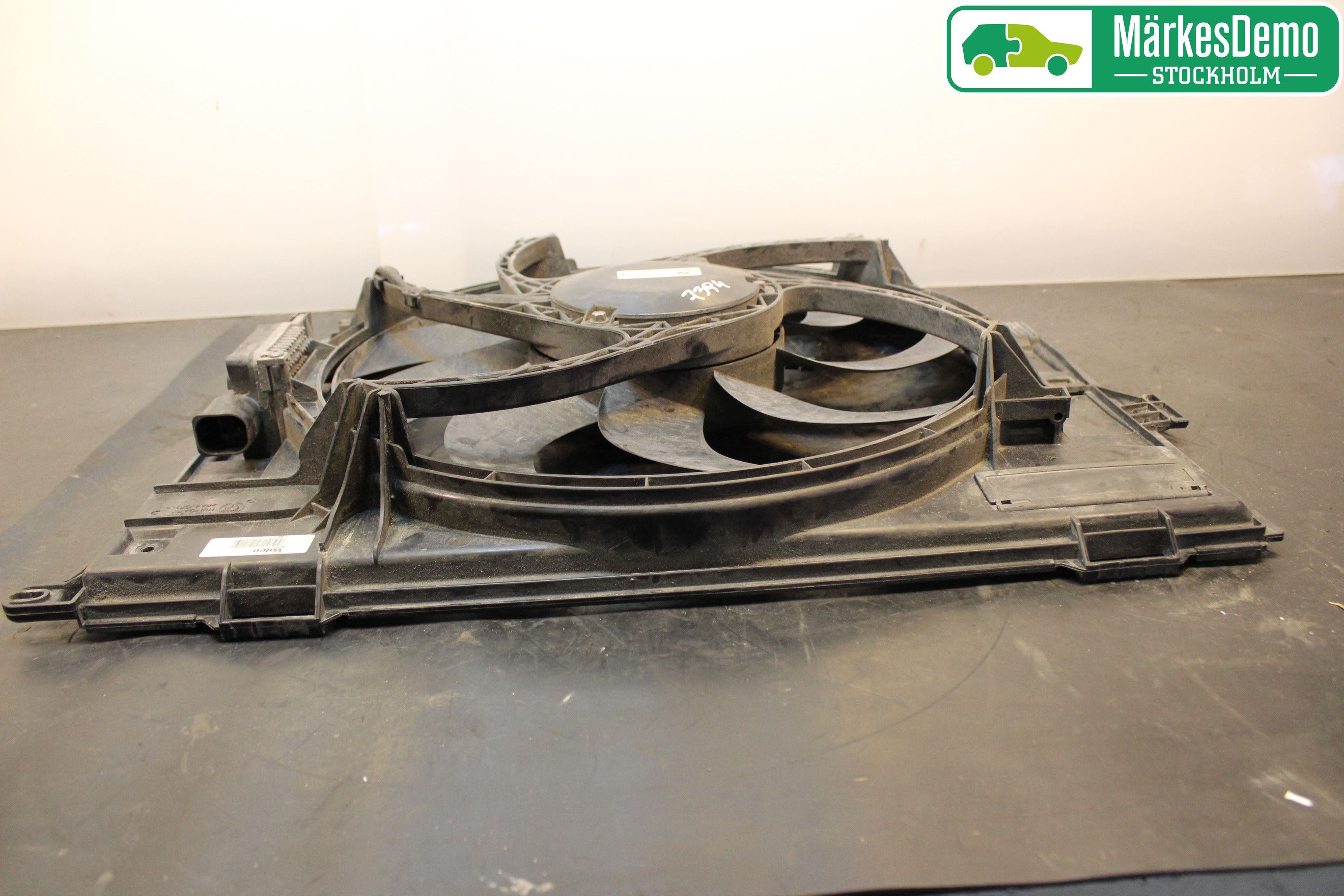 BMW 1 F20/F21 11-19 Kylfläkt El