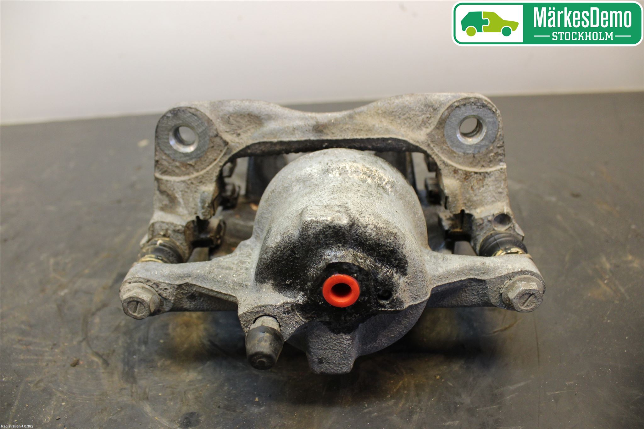 Toyota AURIS 13-19 Bromsok Fram Höger