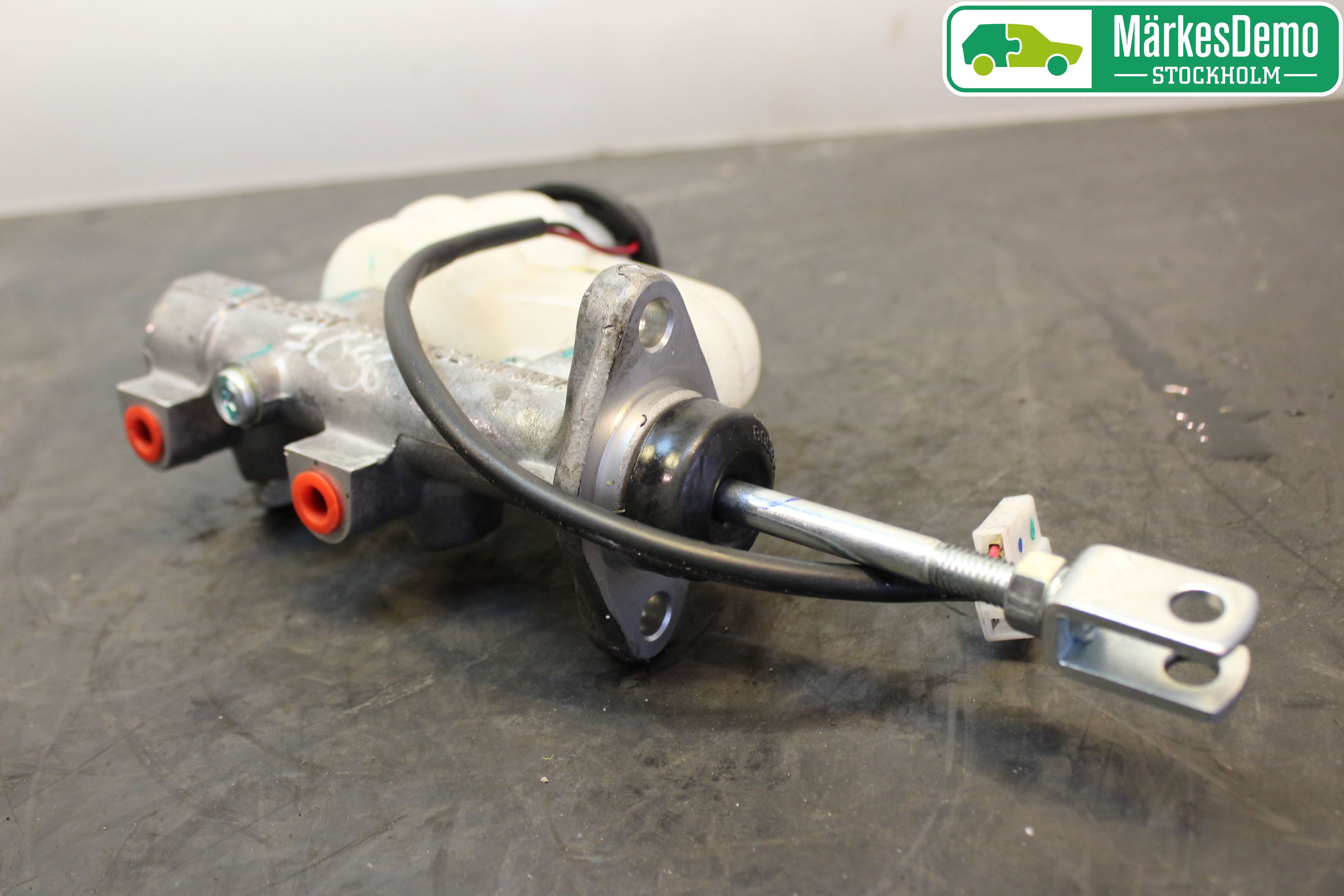 Mopedbil Ligier LIGIER JS 50 Broms Huvudcylinder