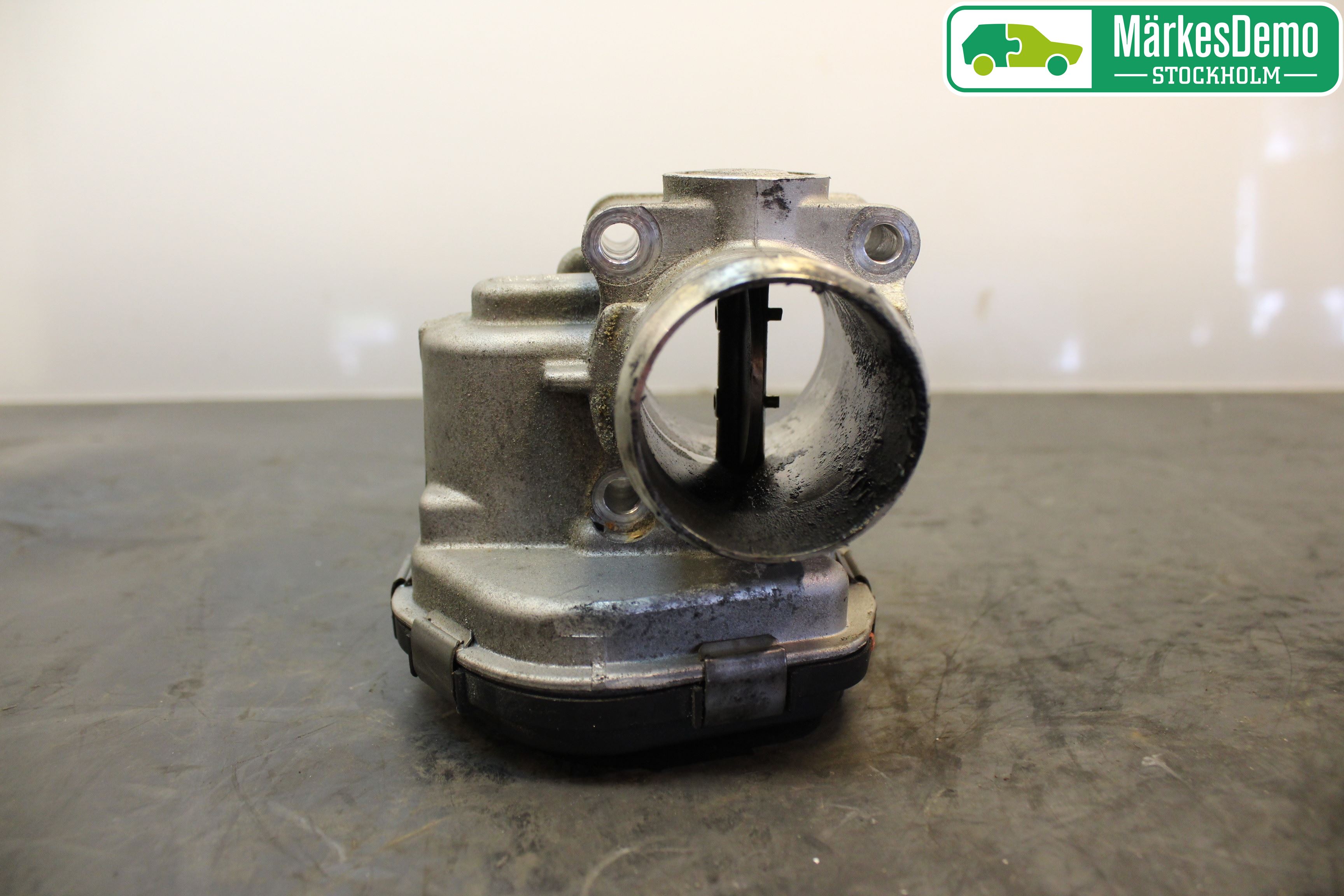 Peugeot 208 12-15 Injspjällhus