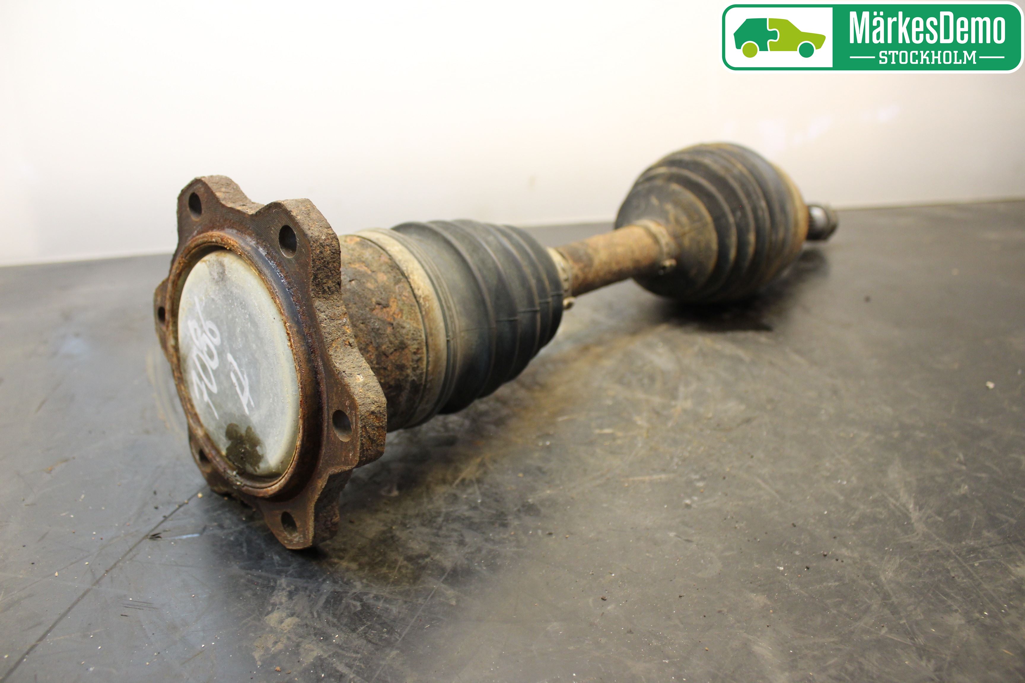 Chevrolet TAHOE Drivaxel Fram Höger