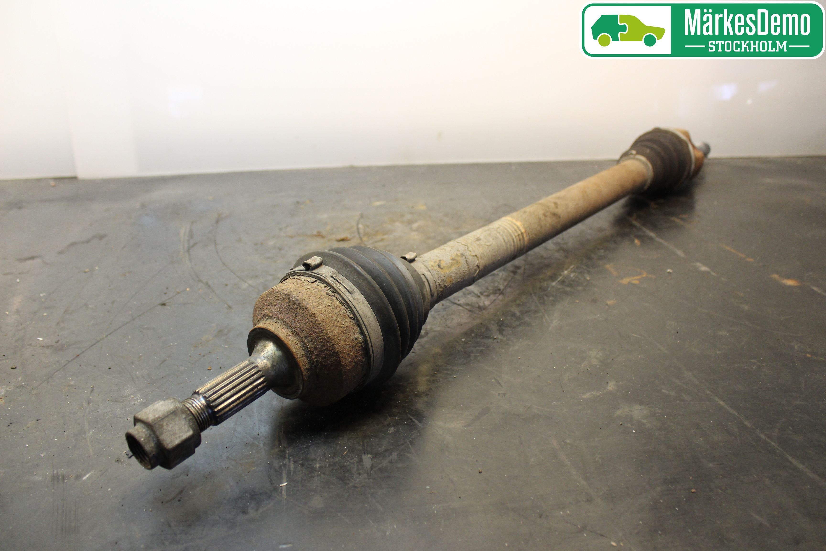 Peugeot 208 12-15 Drivaxel Fram Höger