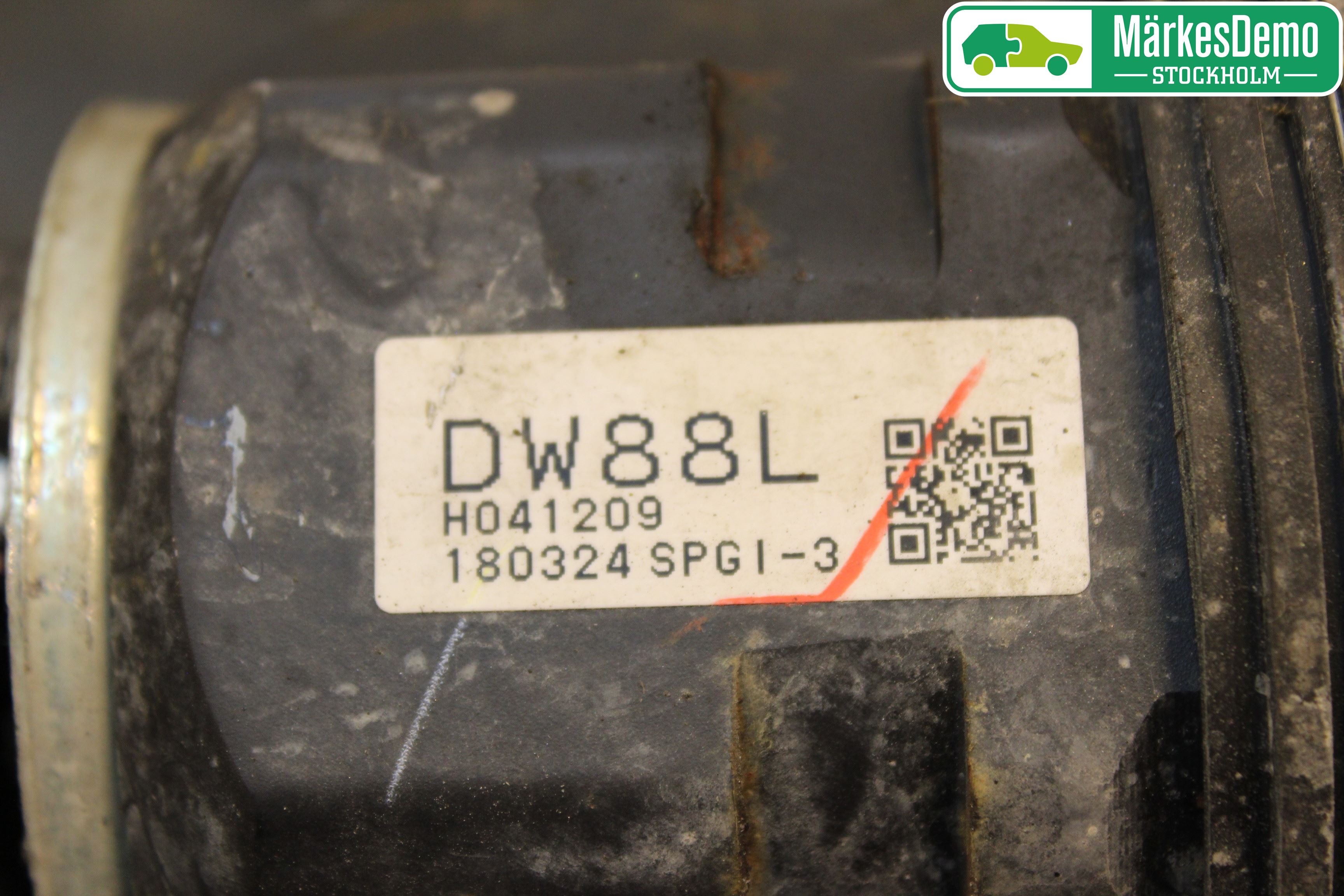 Toyota PRIUS (ZVW50) 16-21 Drivaxel Fram Vänster