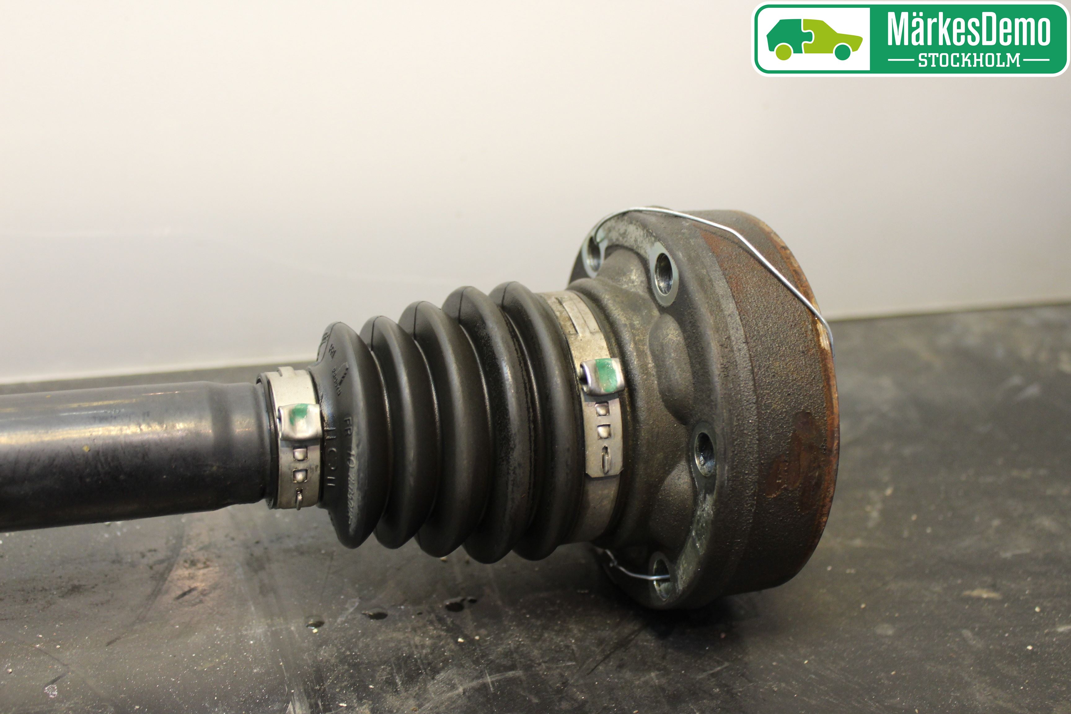 Bentley  Drivaxel Bak Höger