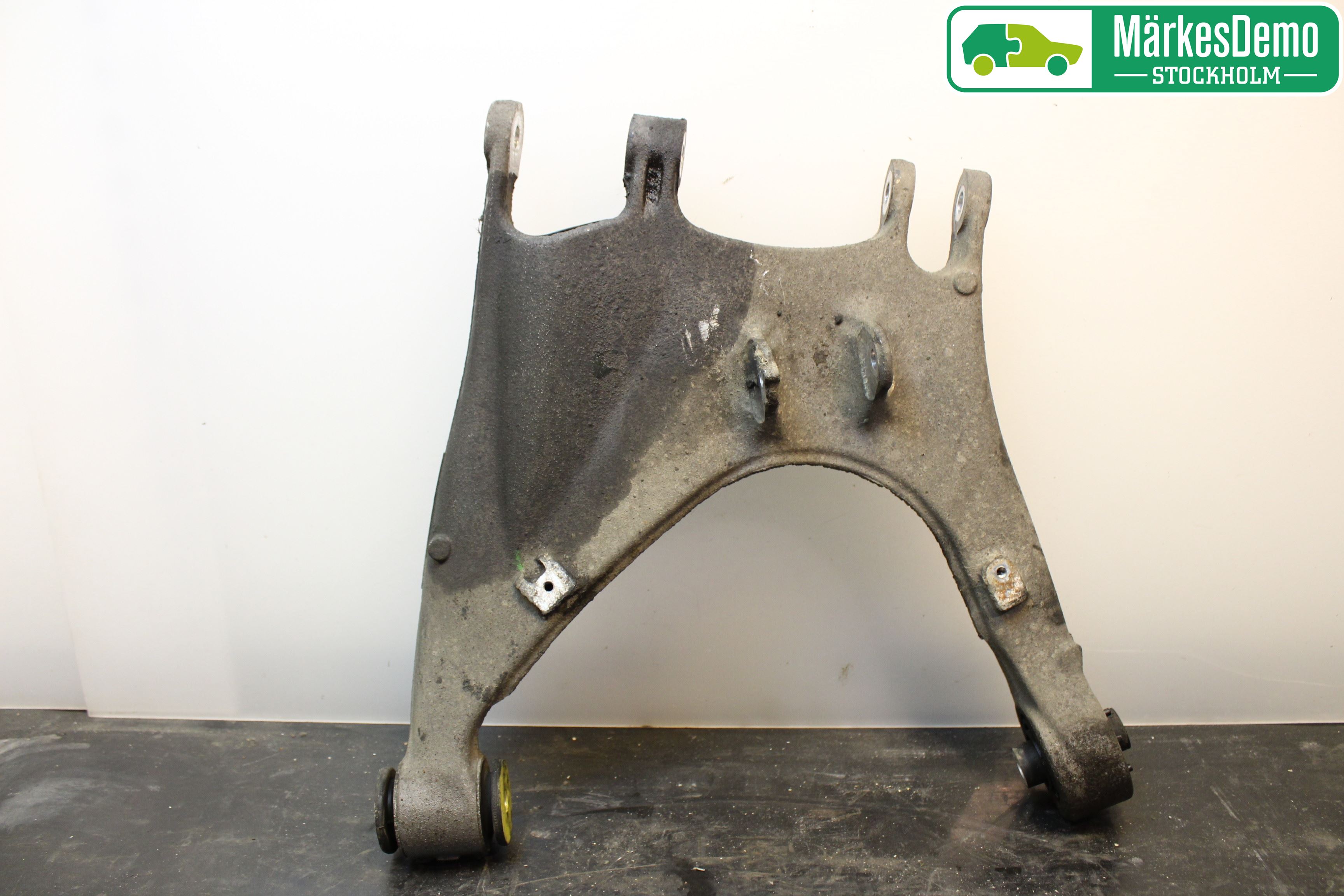 Bentley  Bärarm Bak Höger