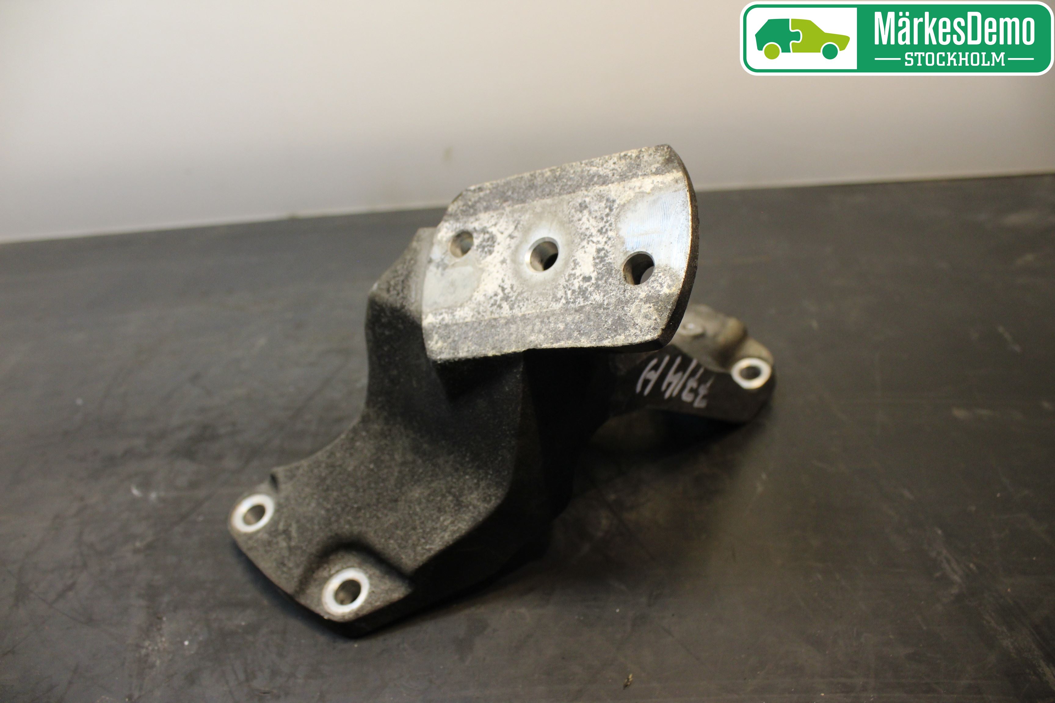 Bentley  Motorfäste