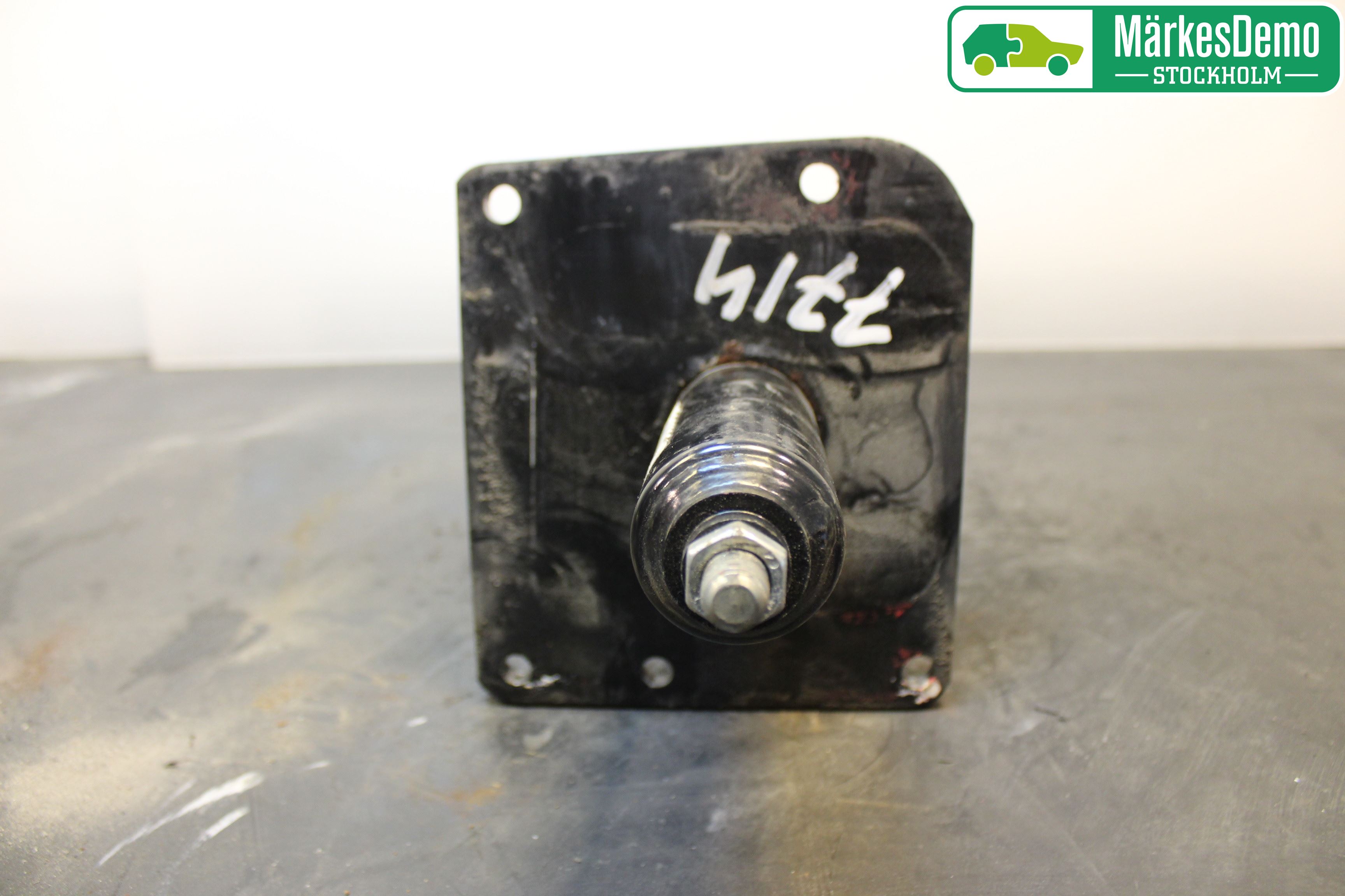 Bentley  Stötfångarbärjärn Bak