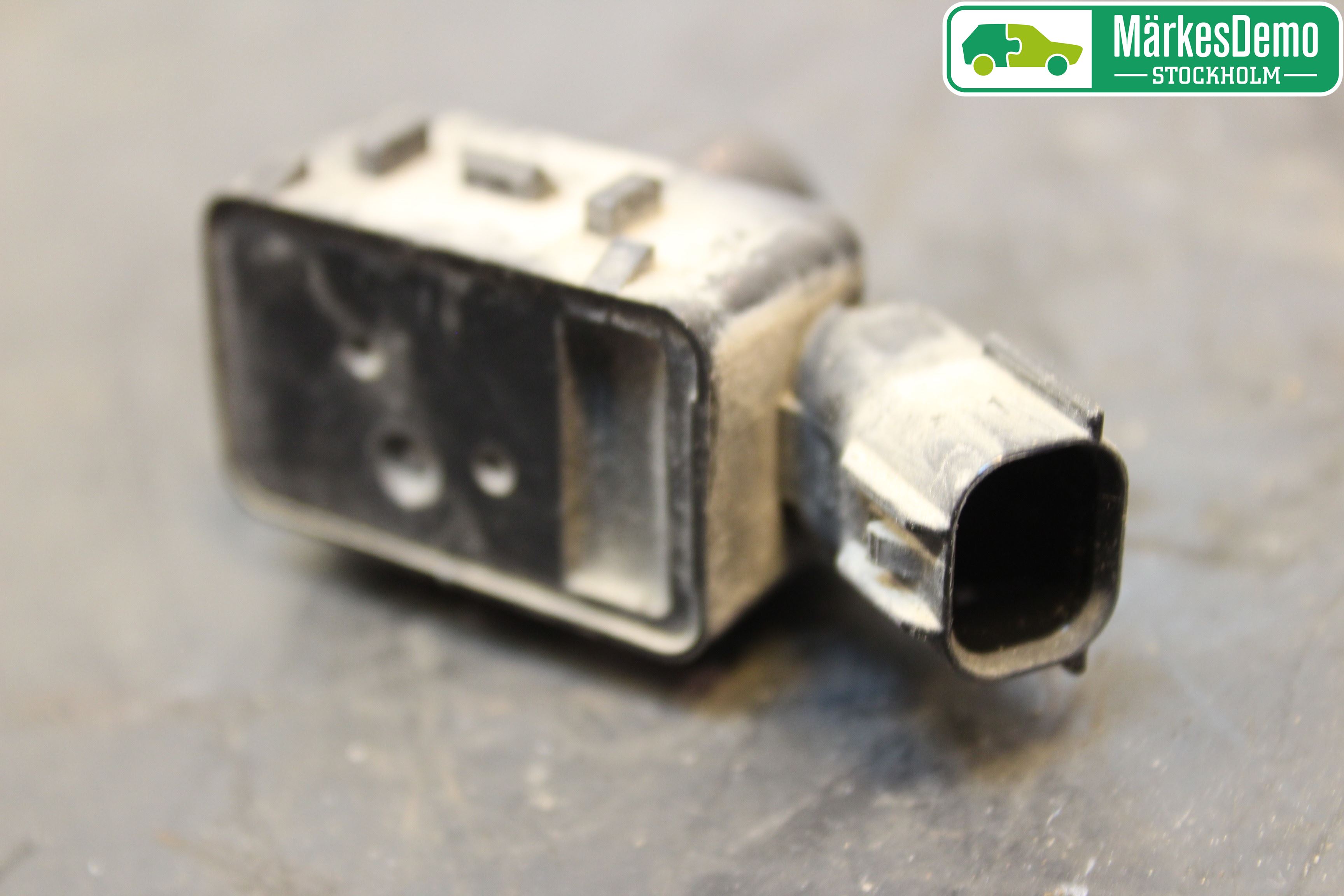 Toyota PRIUS (ZVW50) 16-21 Parkeringshjälp Frontsensor