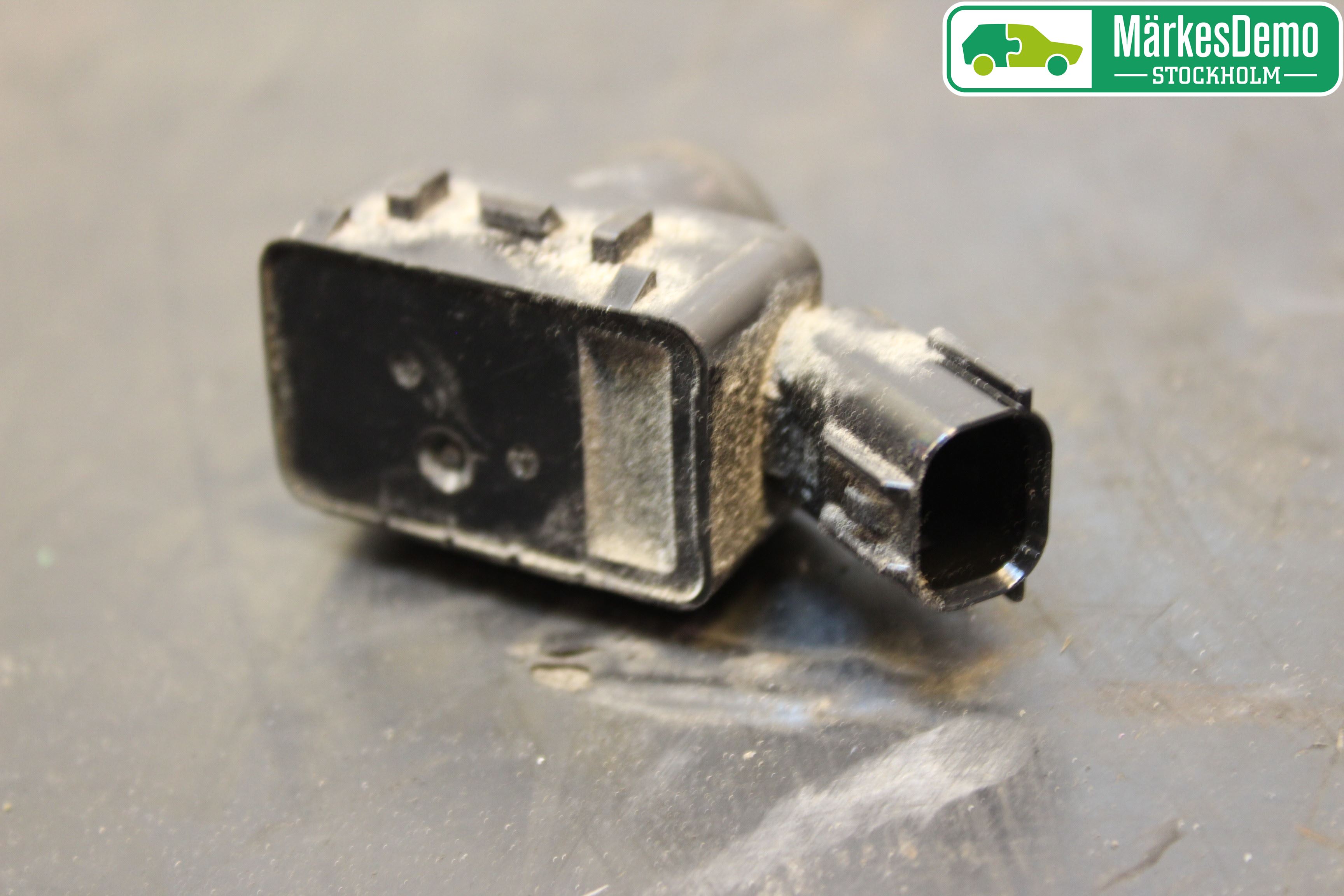Toyota PRIUS (ZVW50) 16-21 Parkeringshjälp Frontsensor