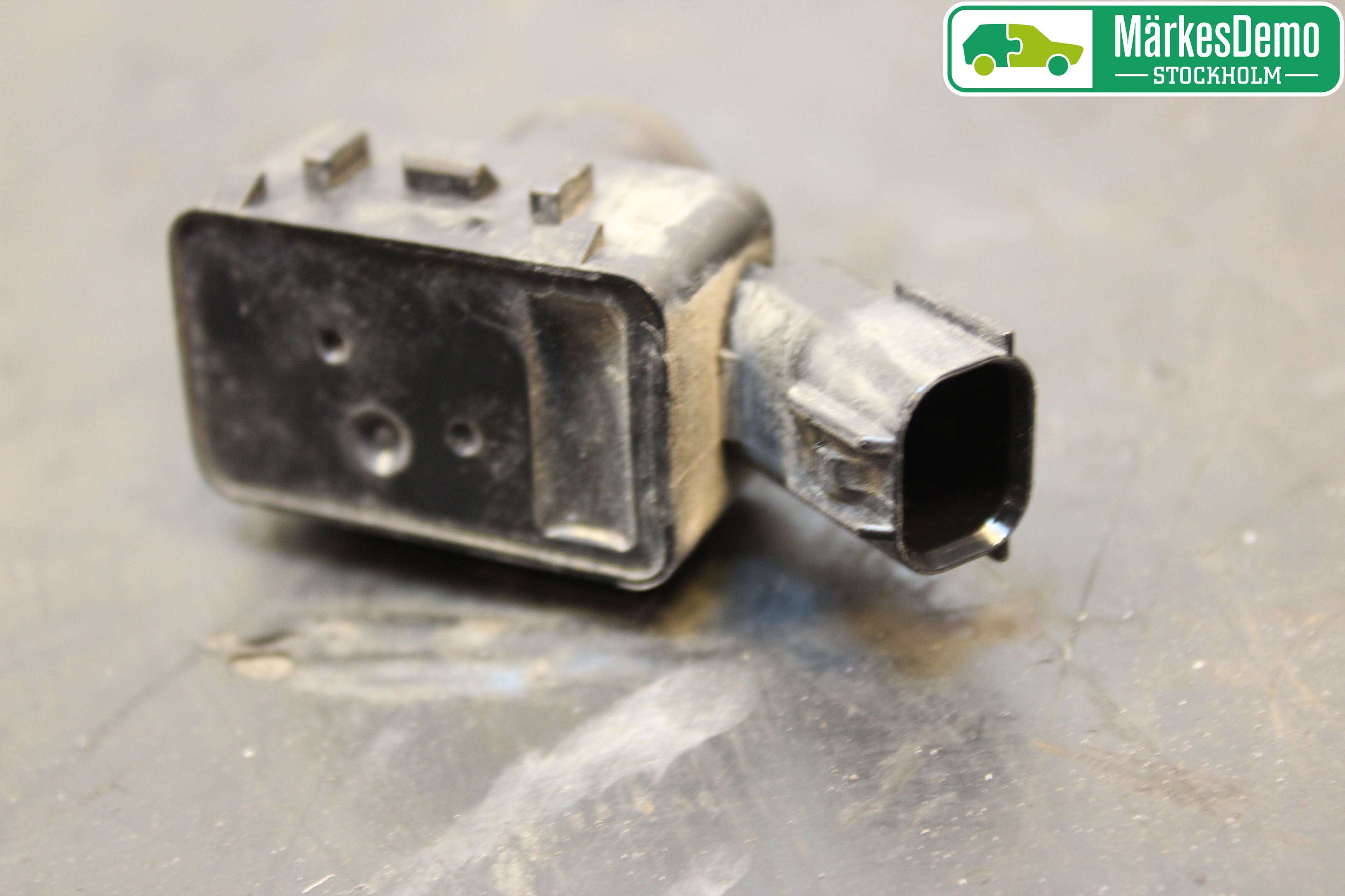 Toyota PRIUS (ZVW50) 16-21 Parkeringshjälp Frontsensor