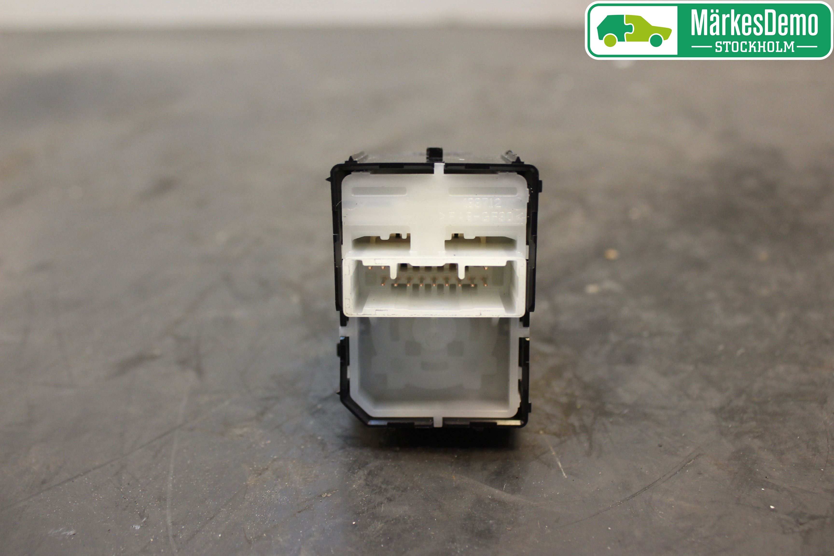 Toyota PRIUS (ZVW50) 16-21 Strömställare Spegel