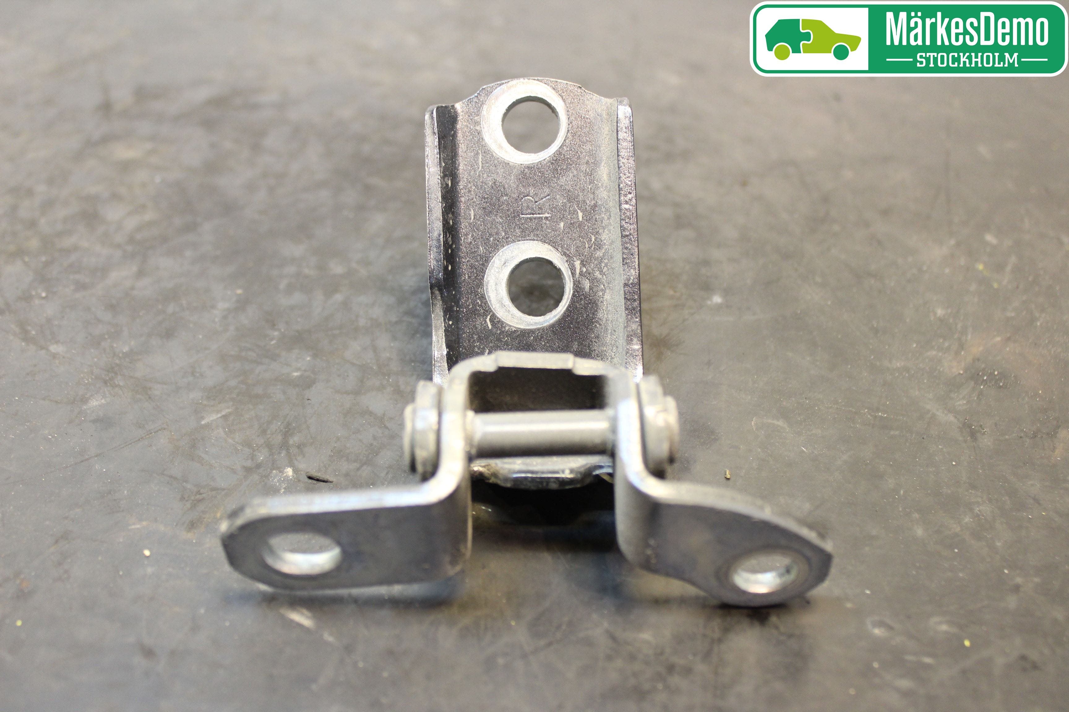 Toyota PRIUS (ZVW50) 16-21 Dörrgångjärn