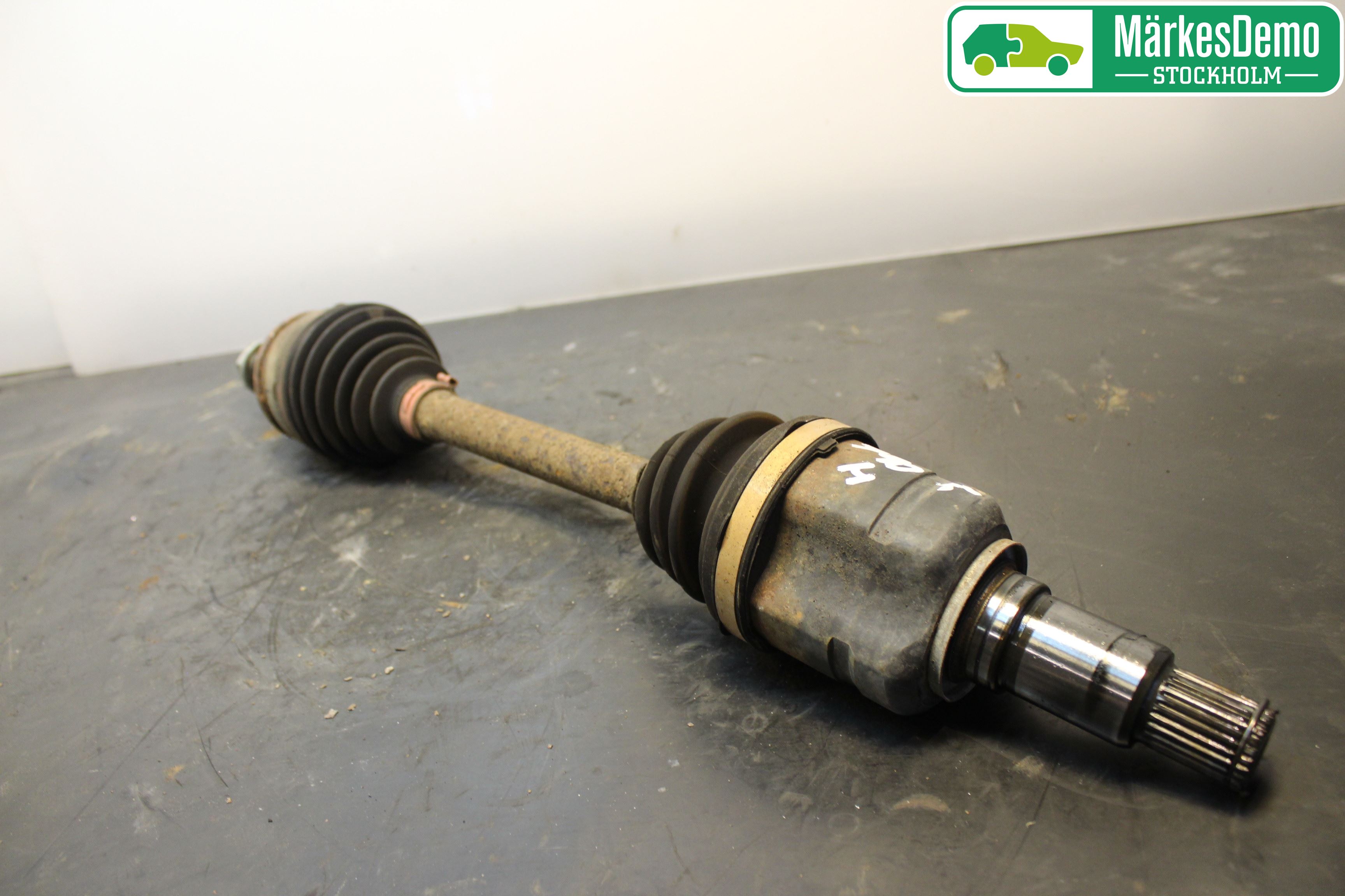 Suzuki GRAND VITARA II 06-14 Drivaxel Fram Höger