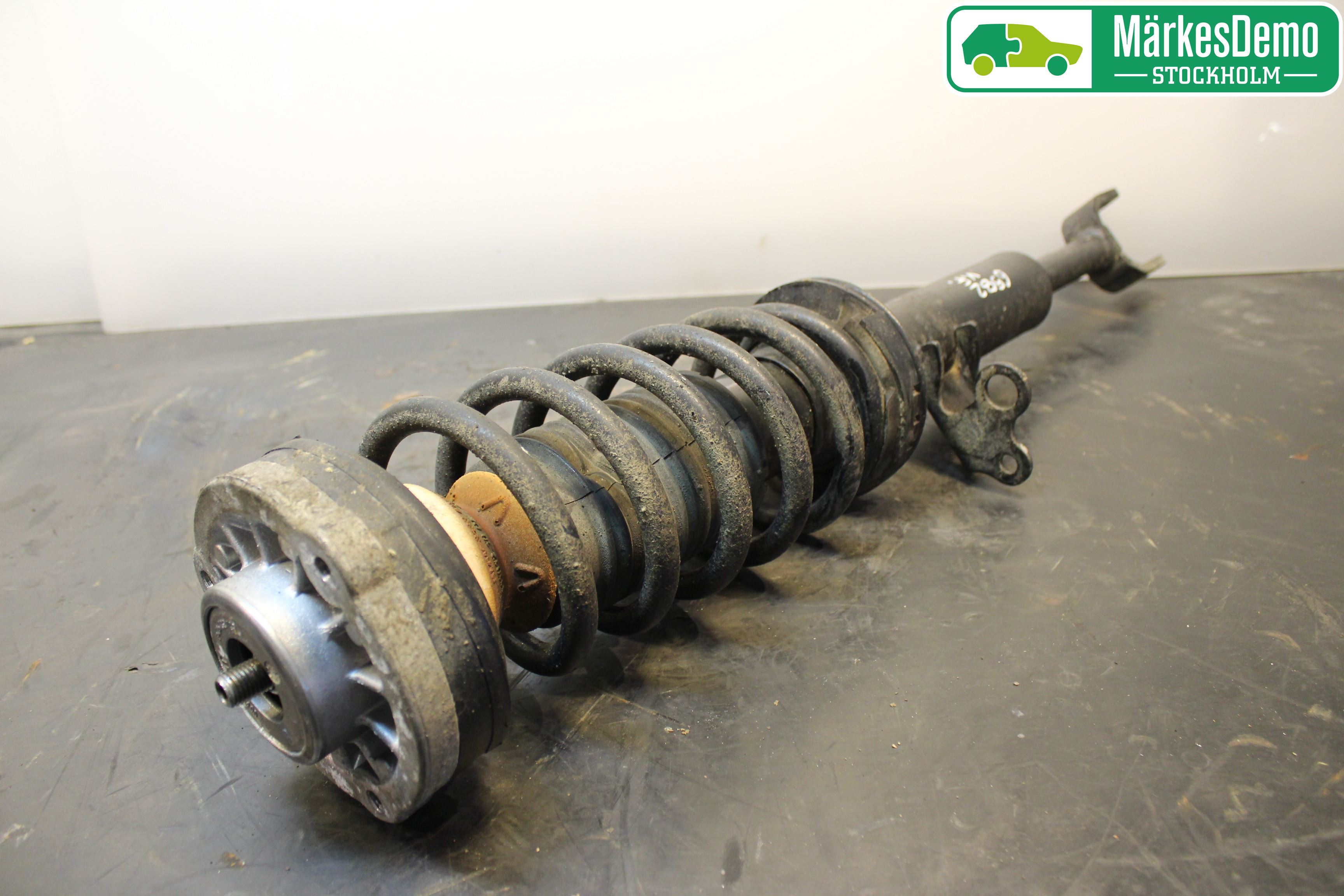 BMW 5 F10/F11/F18 09-17 Fjäderben Fram Vänster