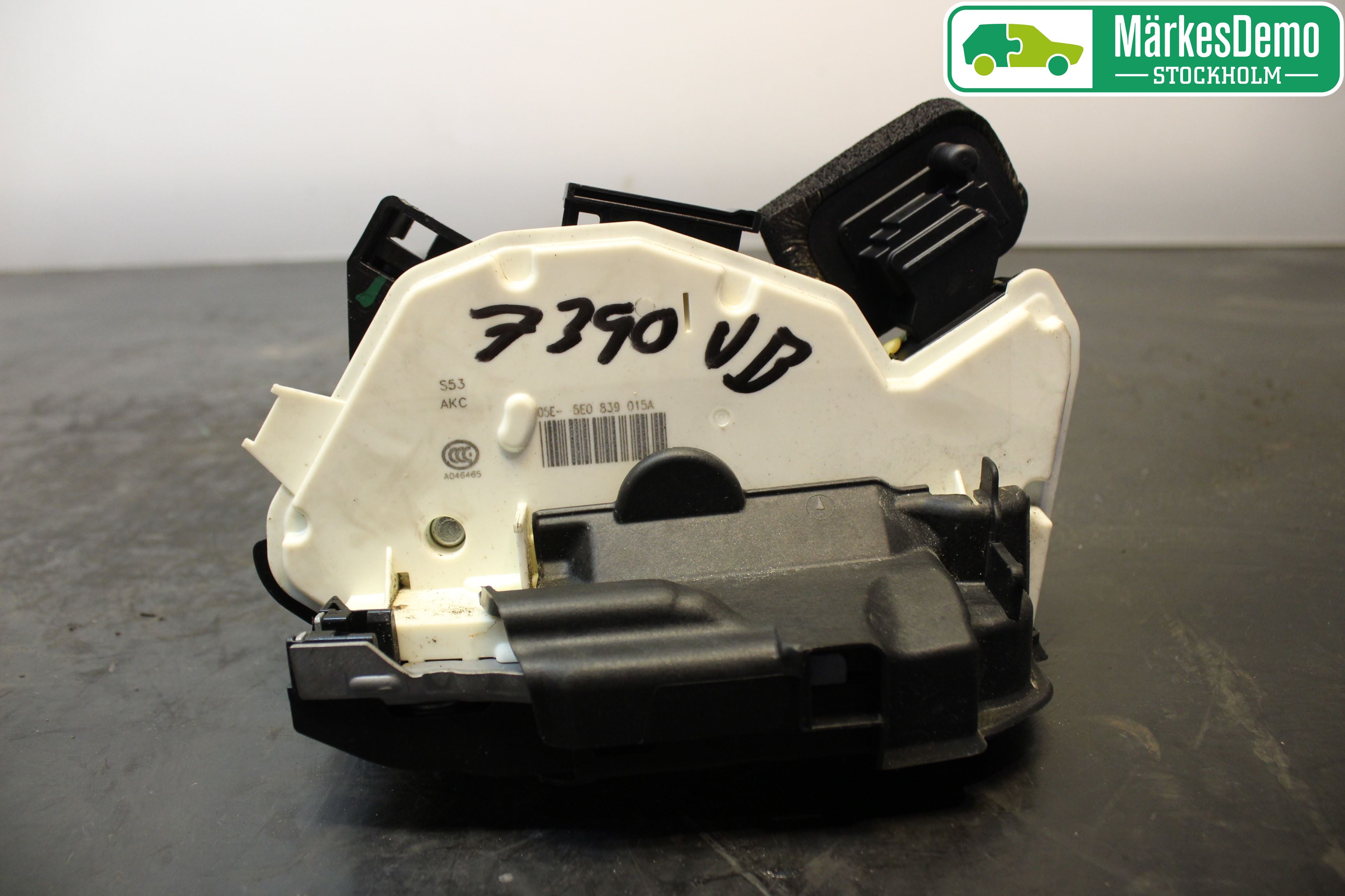 Skoda RAPID Låskista-Dörrlås