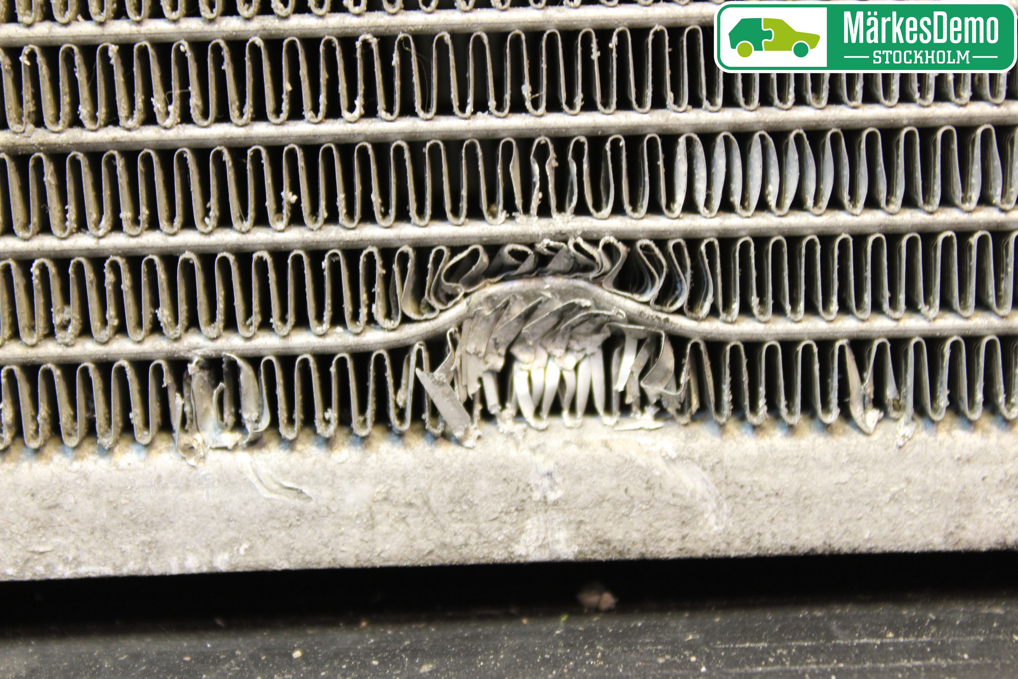 Toyota RAV4 13-18 Kylare Man