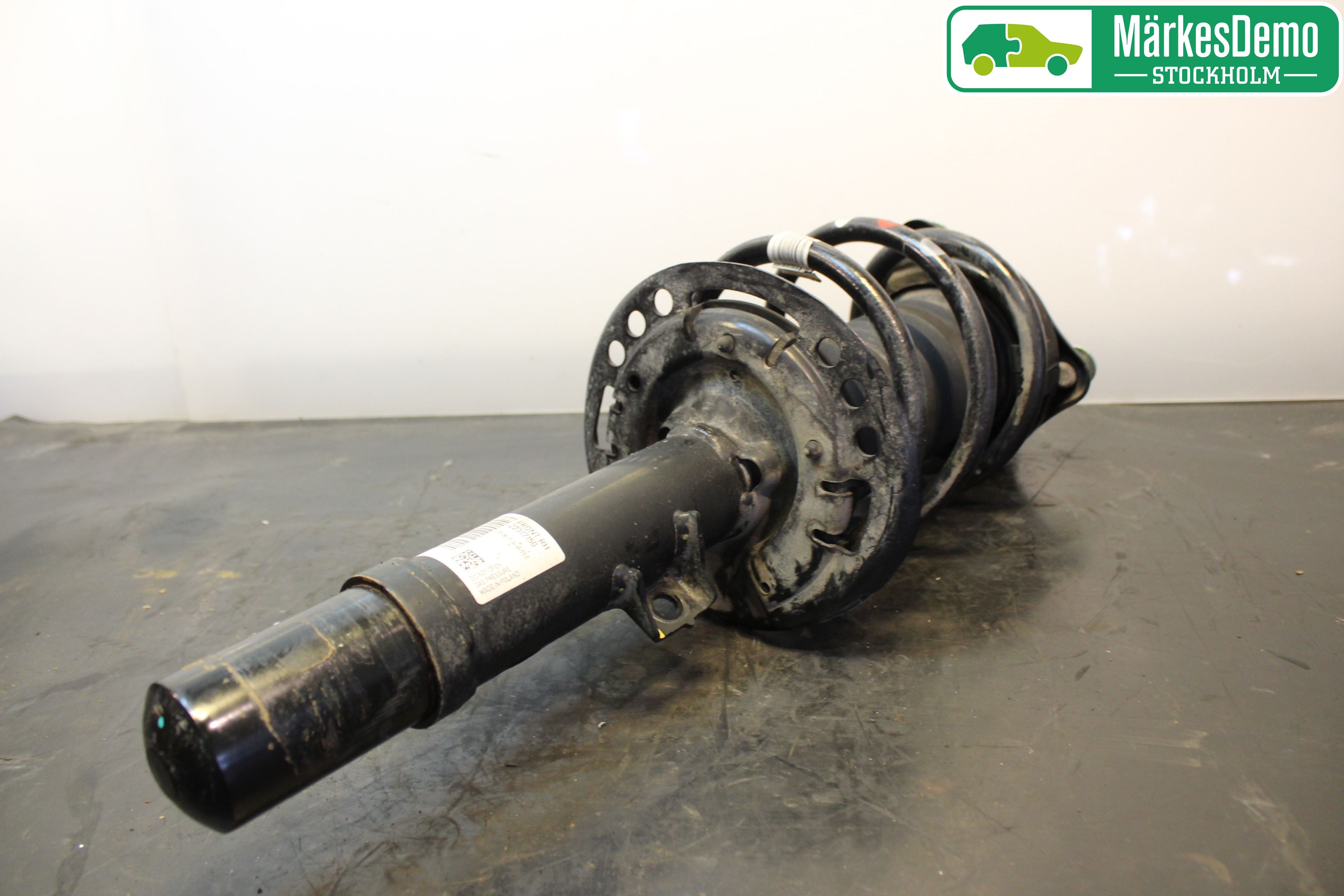 Honda CIVIC 17-22 Fjäderben Fram Höger