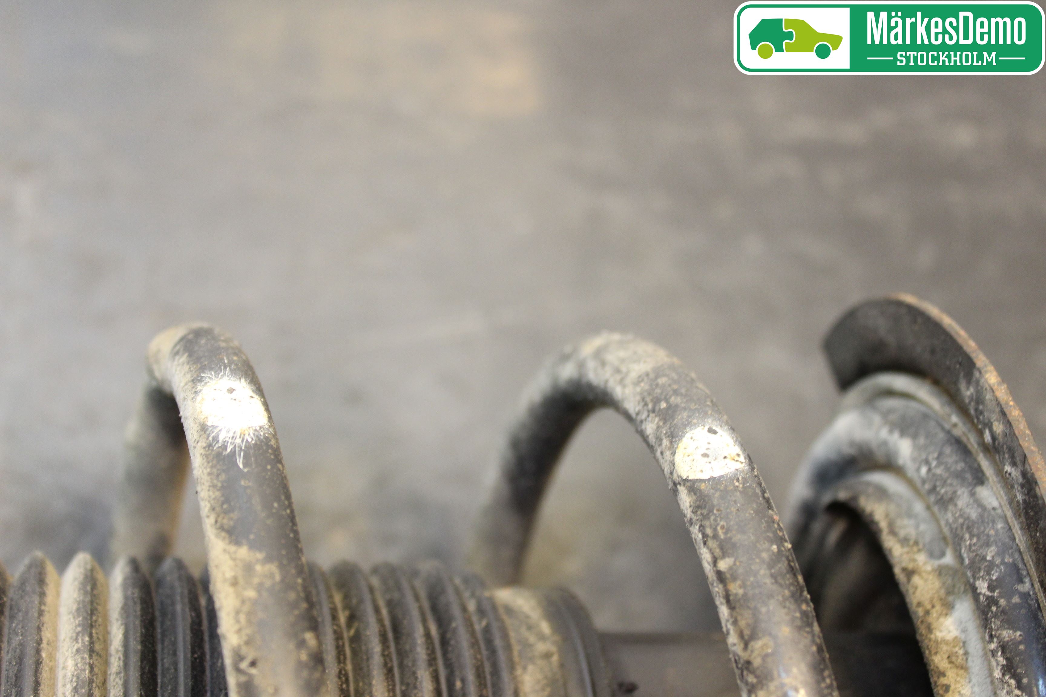 Kia VENGA 10-19 Fjäderben Fram Vänster