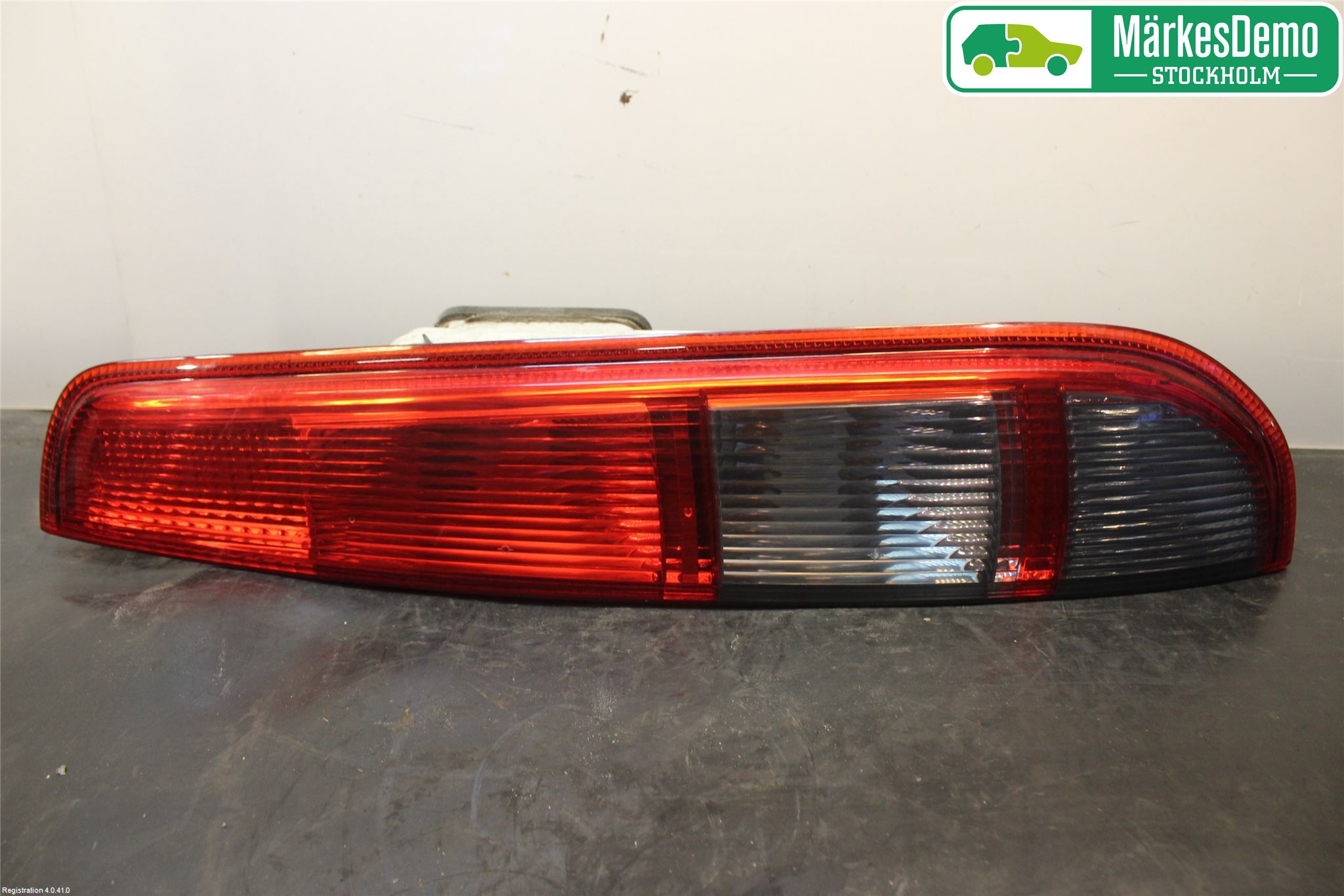 Ford FOCUS     04-07 Bakljus Höger