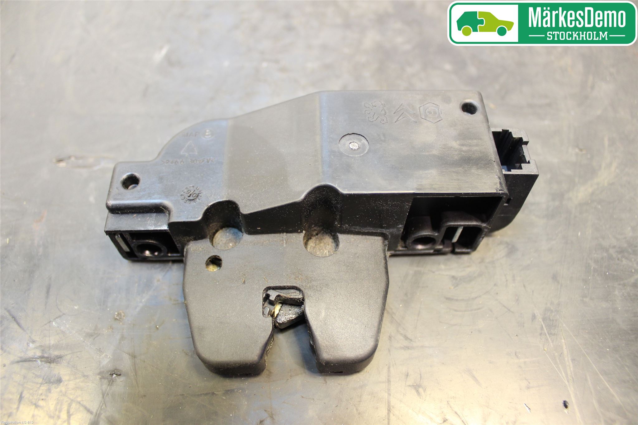 Peugeot 1007 Låskista Baklucka