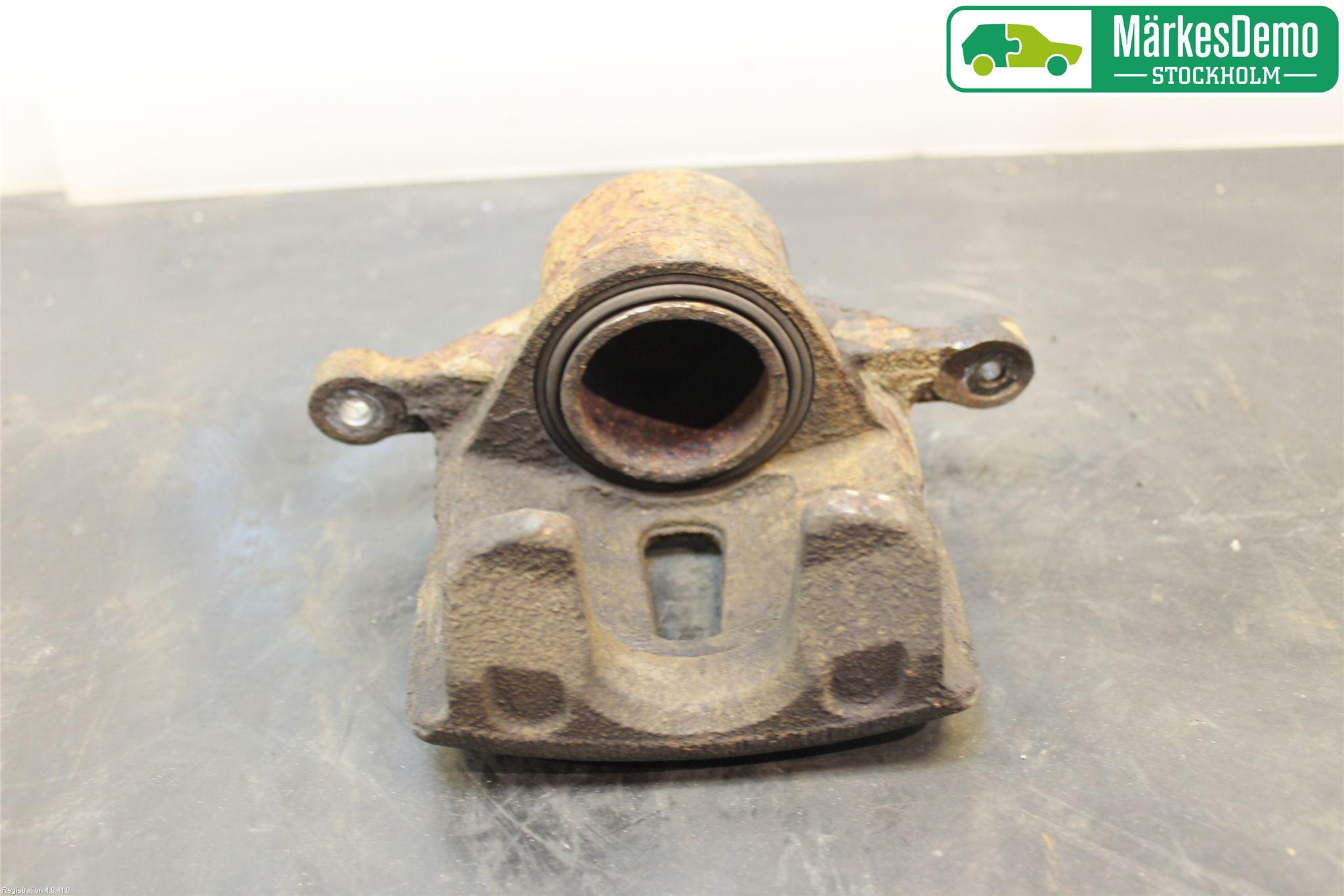 Kia CEED 06-12 Bromsok Fram Höger