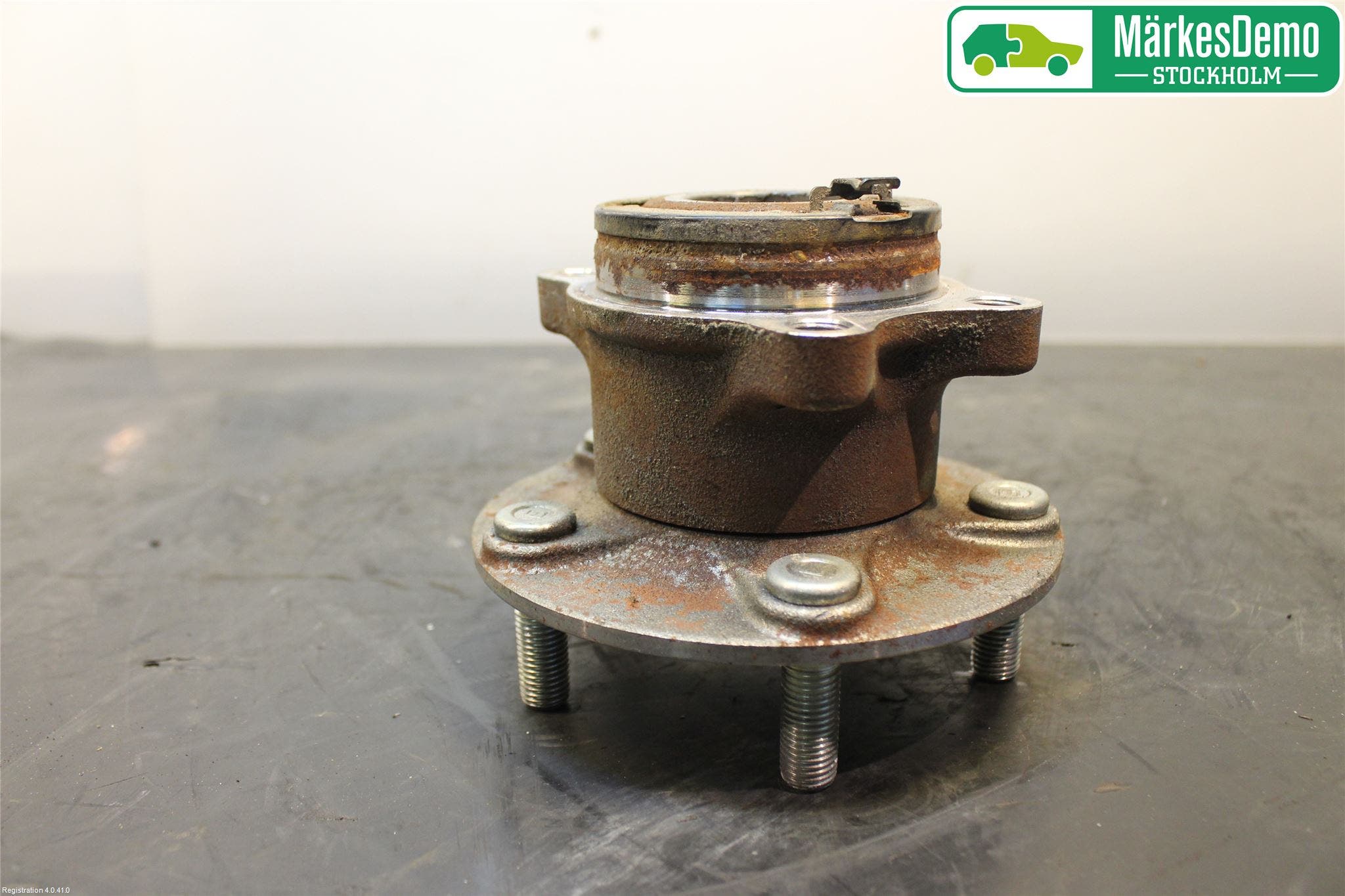 Mitsubishi OUTLANDER 13-21 Nav Bak