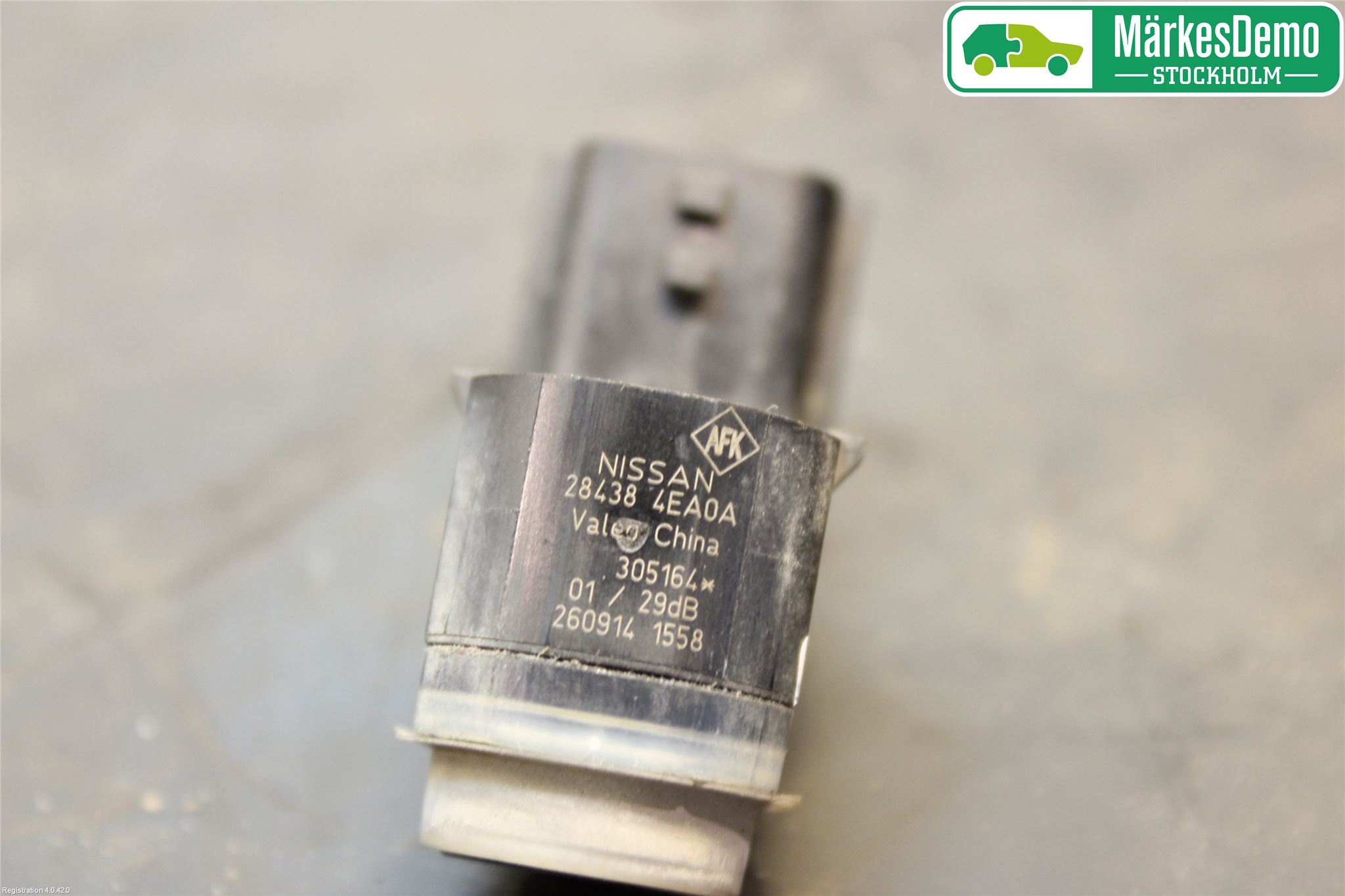 Nissan QASHQAI 14-17 Parkeringshjälp Frontsensor