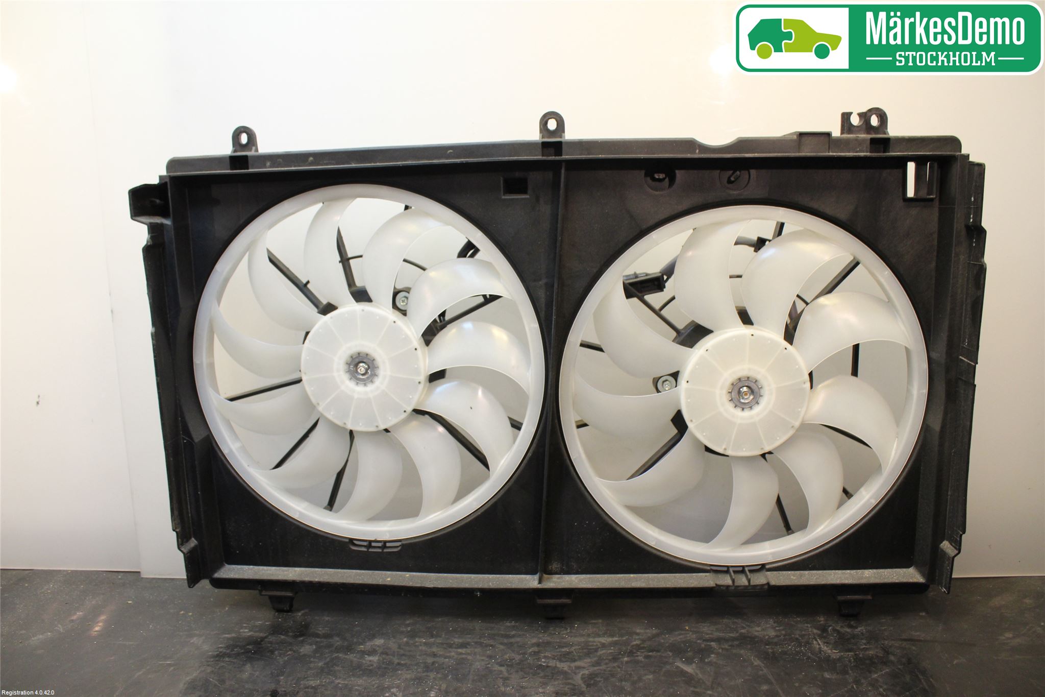 Mitsubishi OUTLANDER 13-21 Kylfläkt El