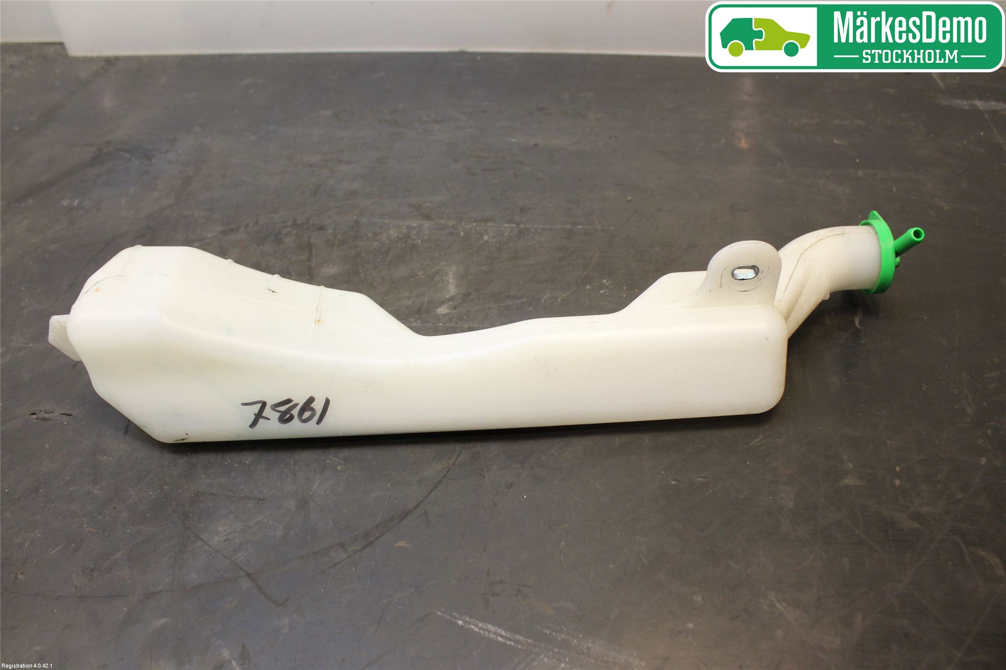 Suzuki SWIFT 17-24 Expansionstank