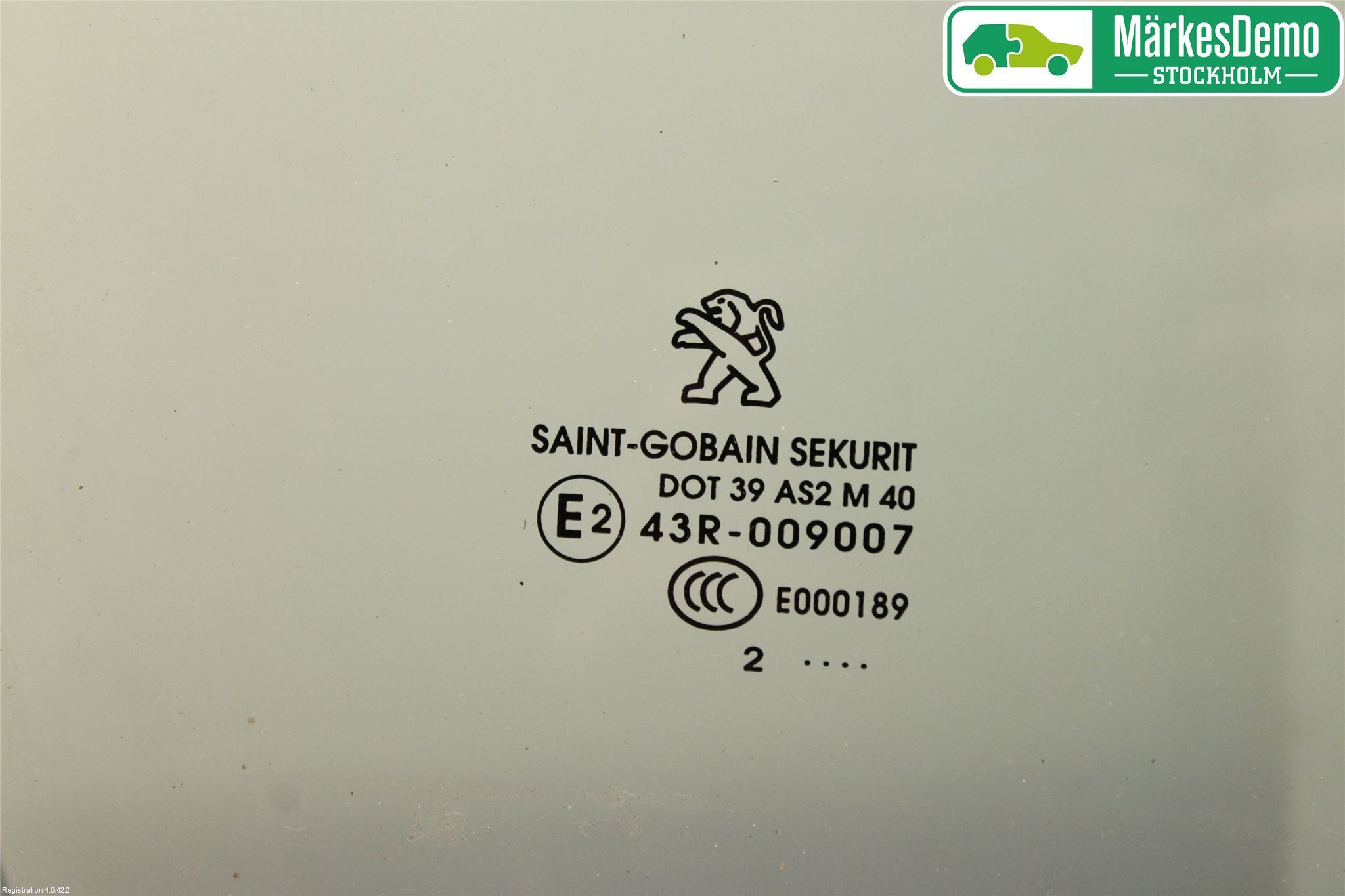 Peugeot 208 12-15 Dörruta Fram Höger