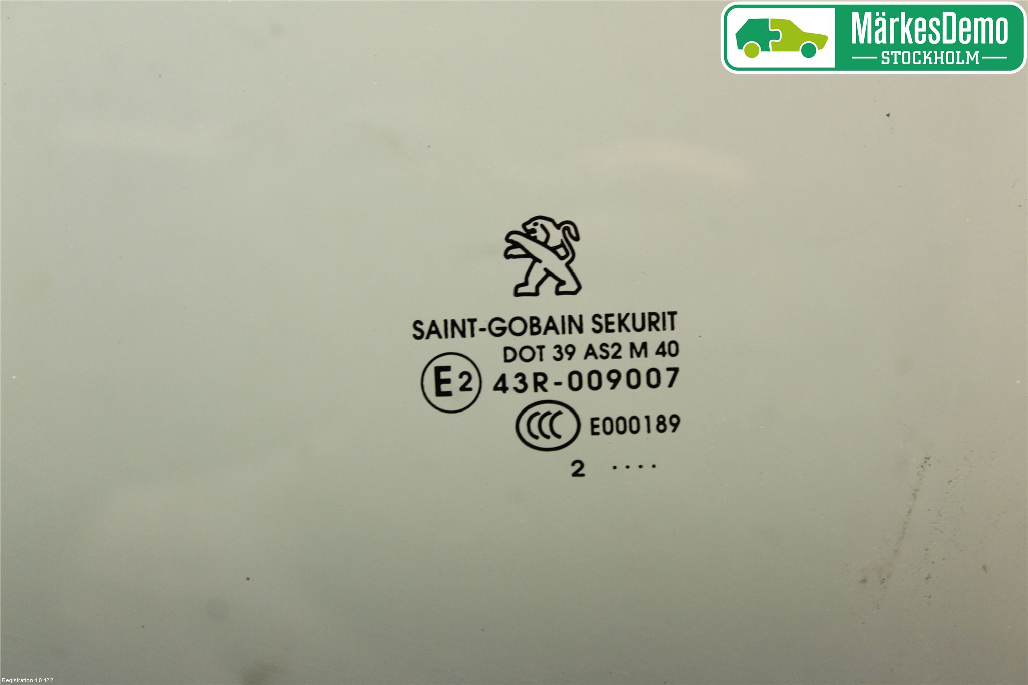 Peugeot 208 12-15 Dörruta Fram Vänster