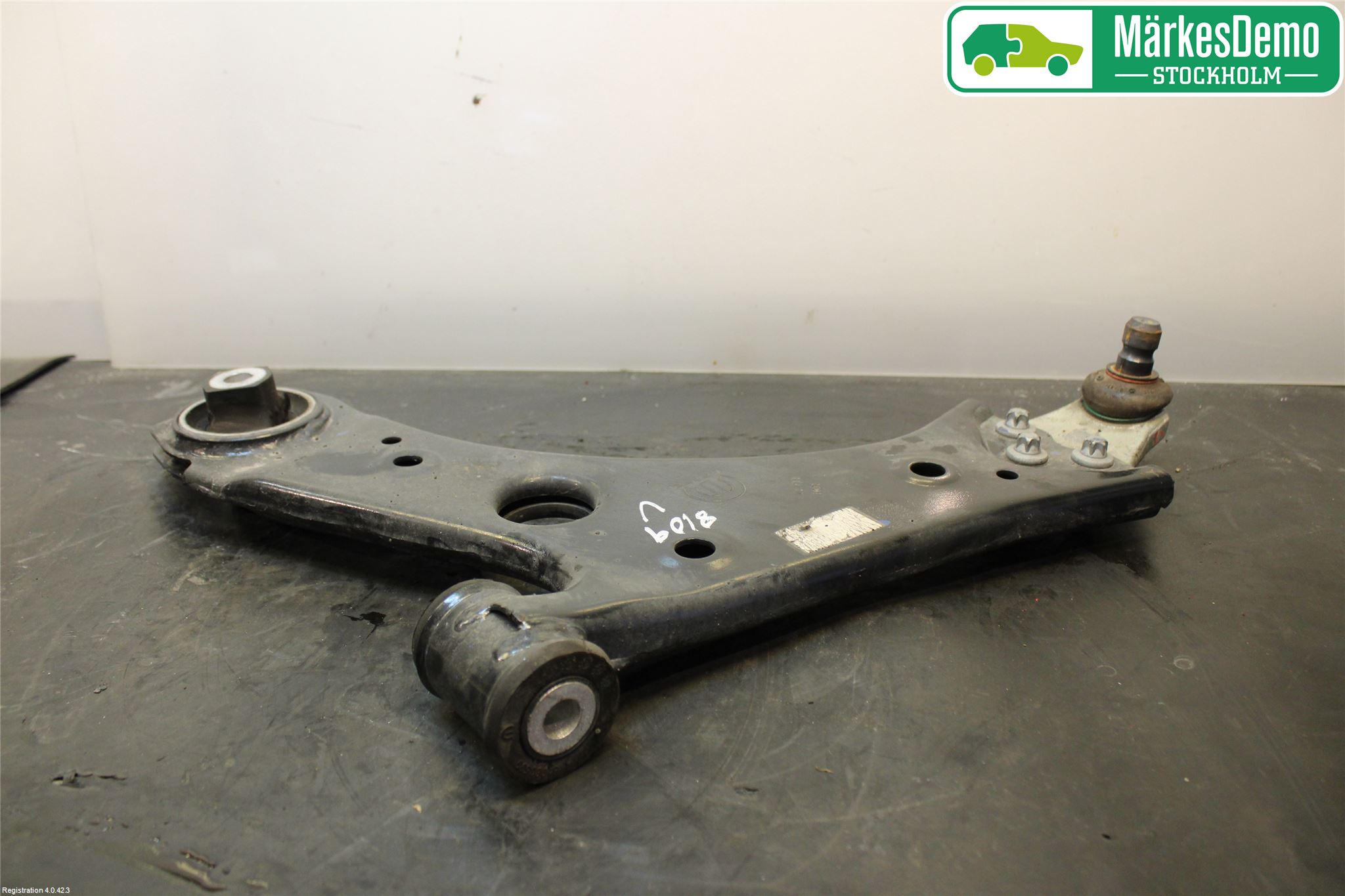 Fiat TIPO/CROSS 16- Bärarm Fram Undre Vä