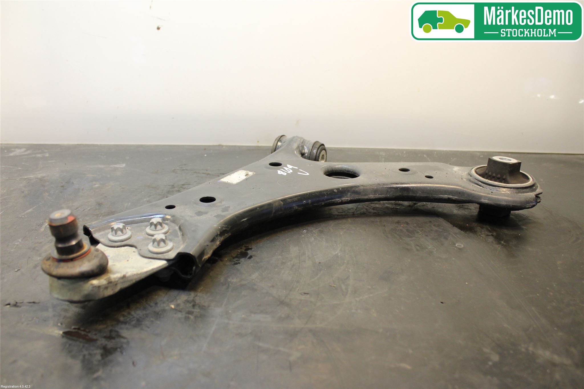 Fiat TIPO/CROSS 16- Bärarm Fram Undre Vä