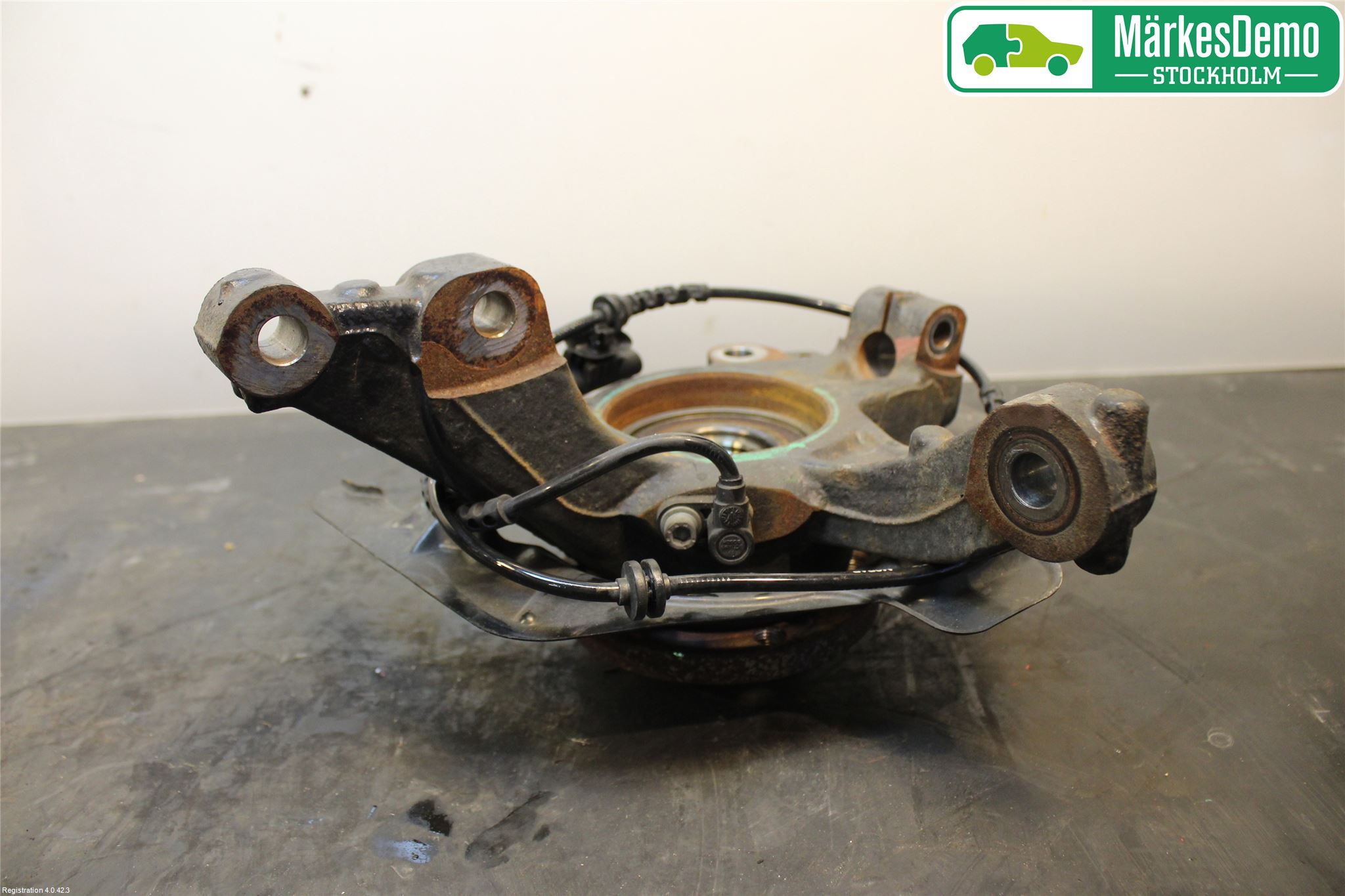 Fiat TIPO/CROSS 16- Styrspindel Lagerhus Vä