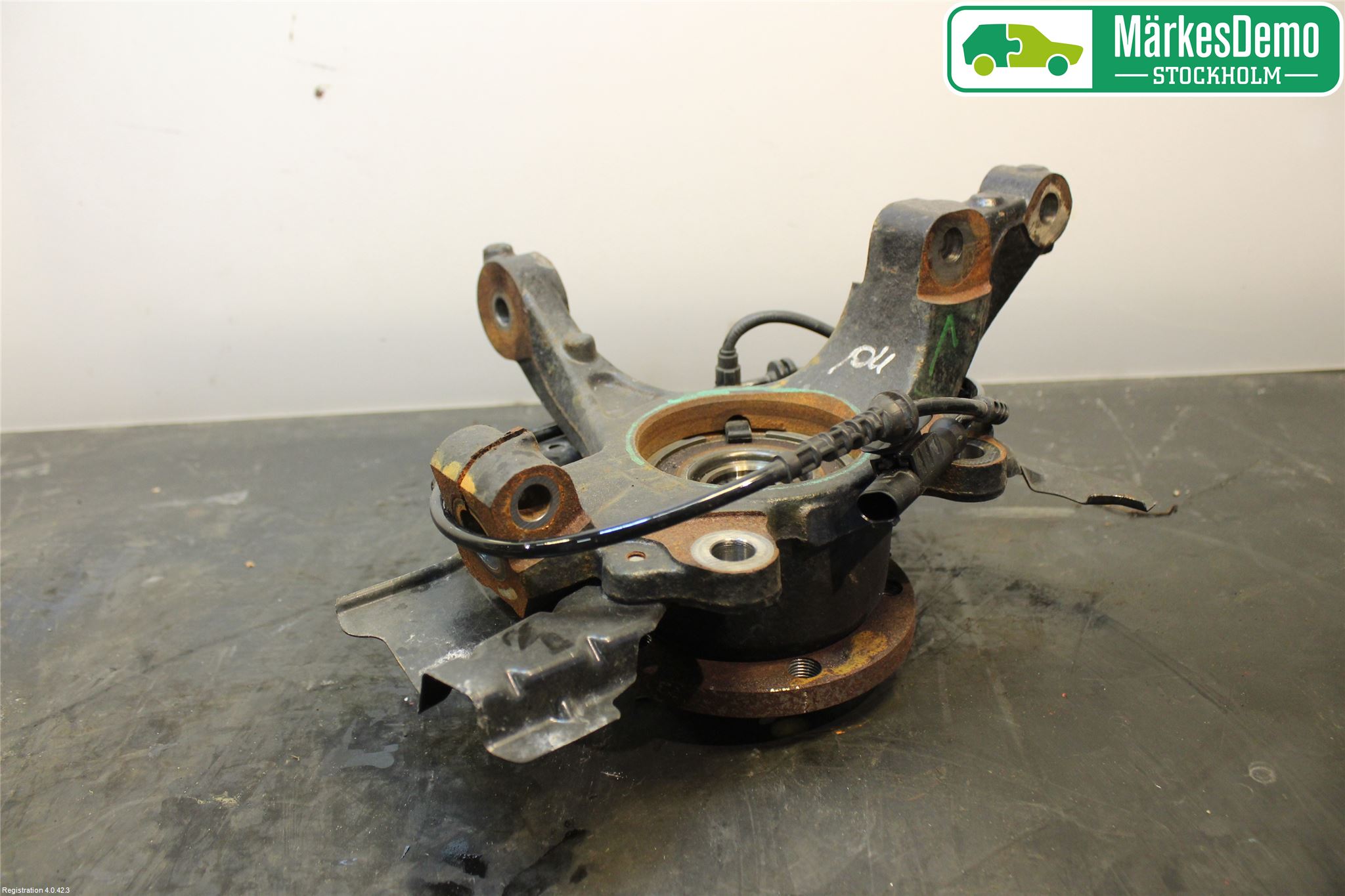 Fiat TIPO/CROSS 16- Styrspindel Lagerhus Vä