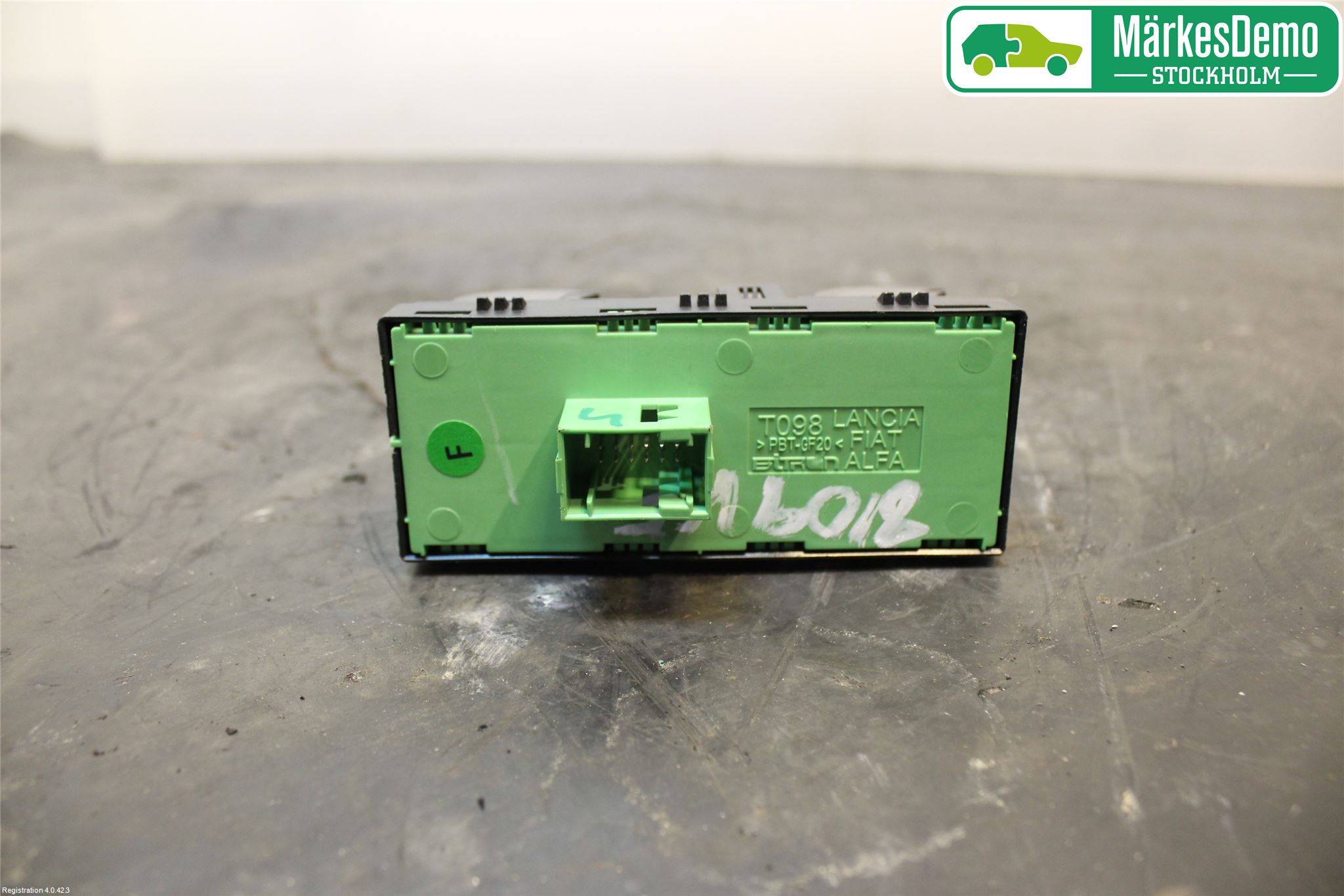 Fiat TIPO/CROSS 16- Strömställare Elhiss