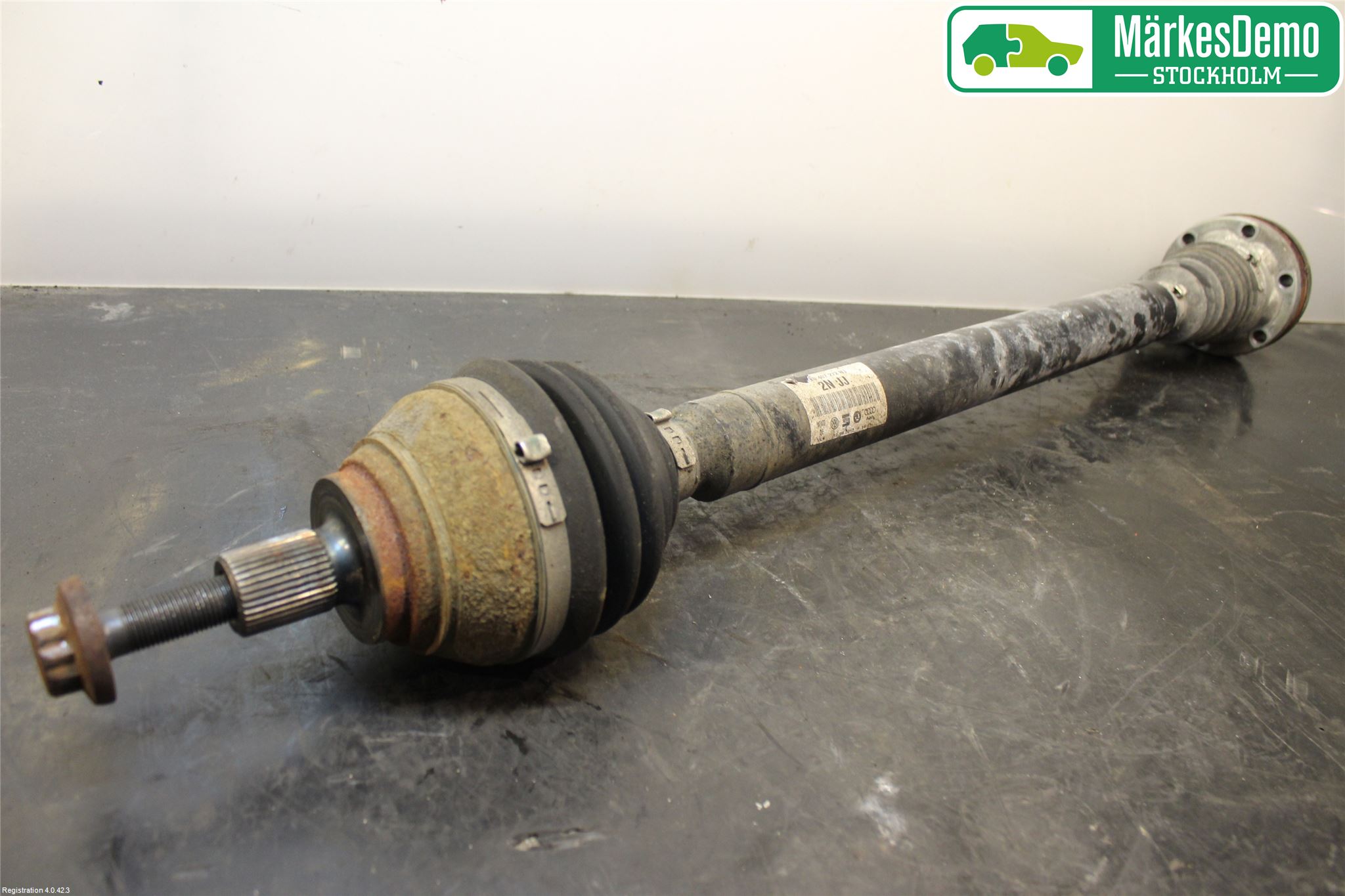 Skoda SUPERB 09-15 Drivaxel Fram Höger